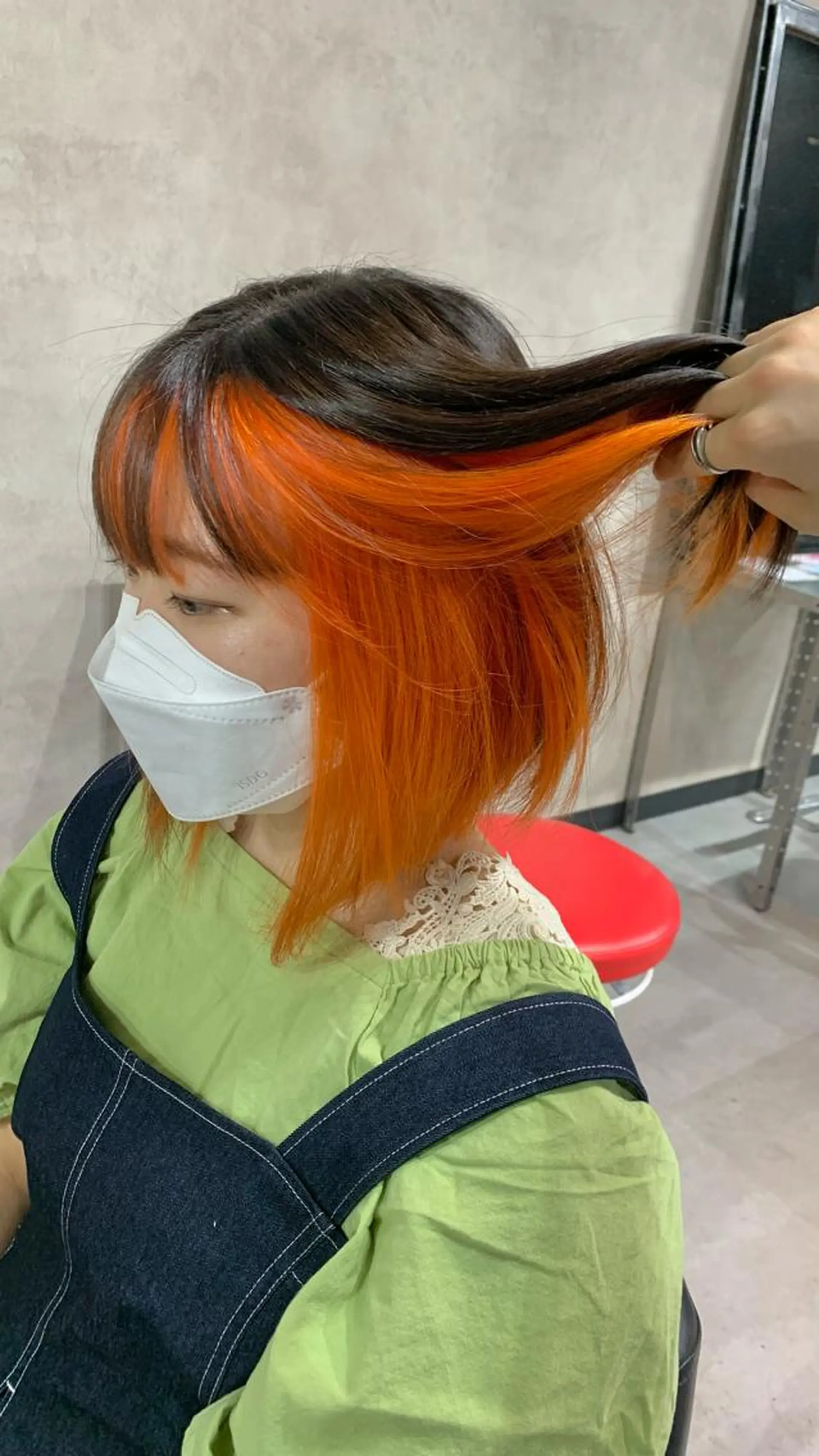 カラー オレンジ B E C H I C O〔べち子〕のヘアスタイル