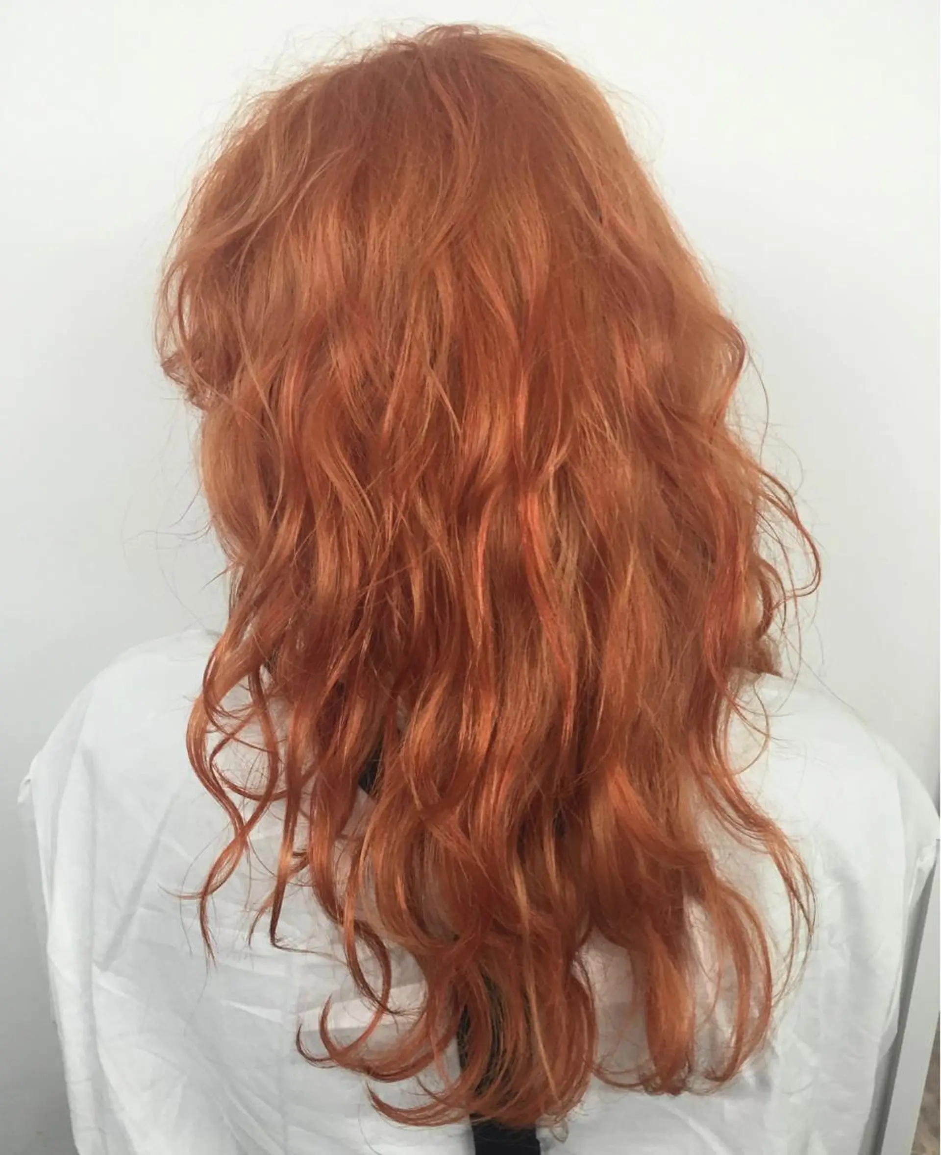 セミロング カラー 🇰🇷カルマパーマ kaito🇰🇷のヘアスタイル