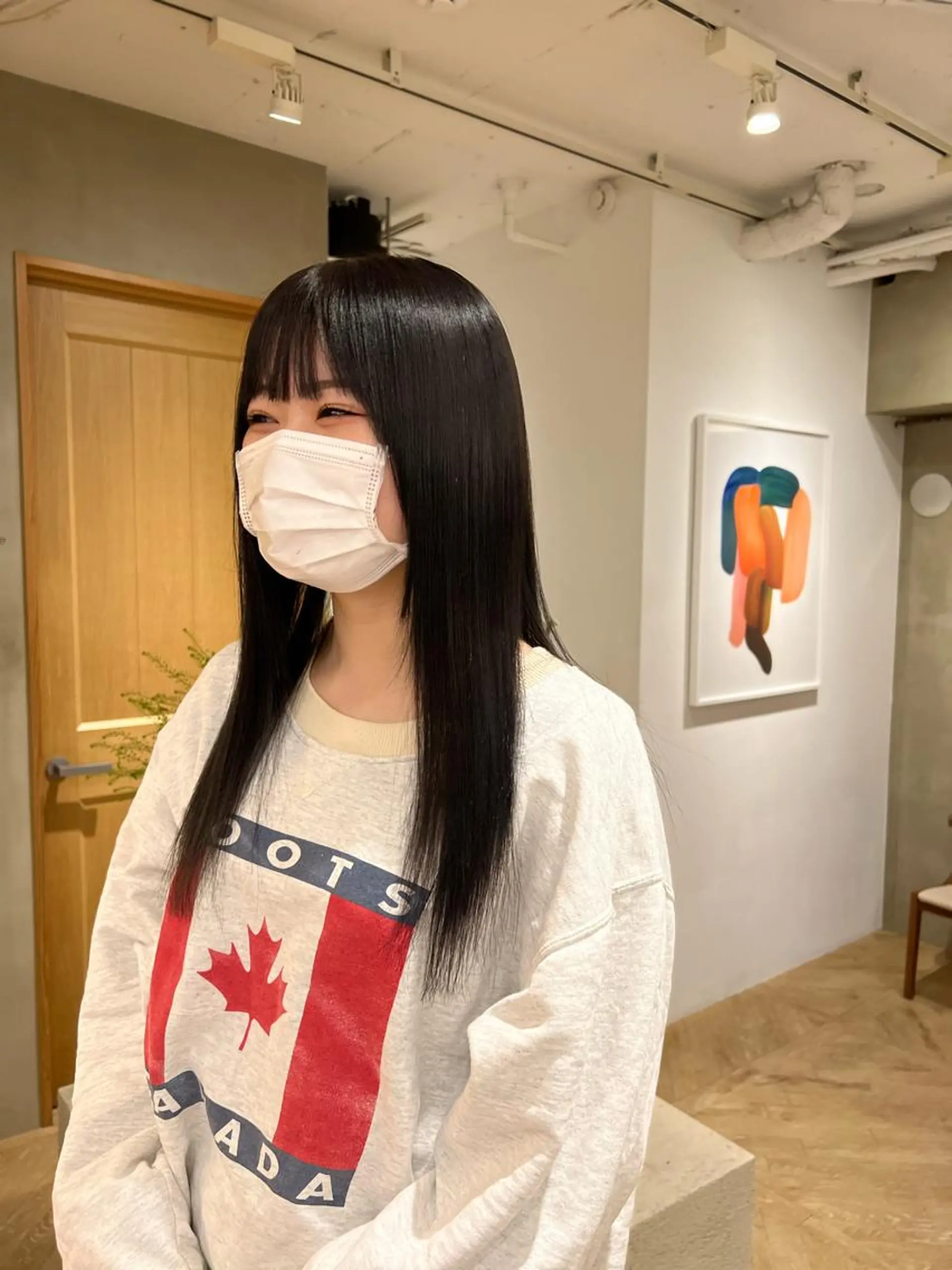 セミロング アッシュ アッシュブラック 似合わせレイヤー ＆透明感カラーのヘアスタイル