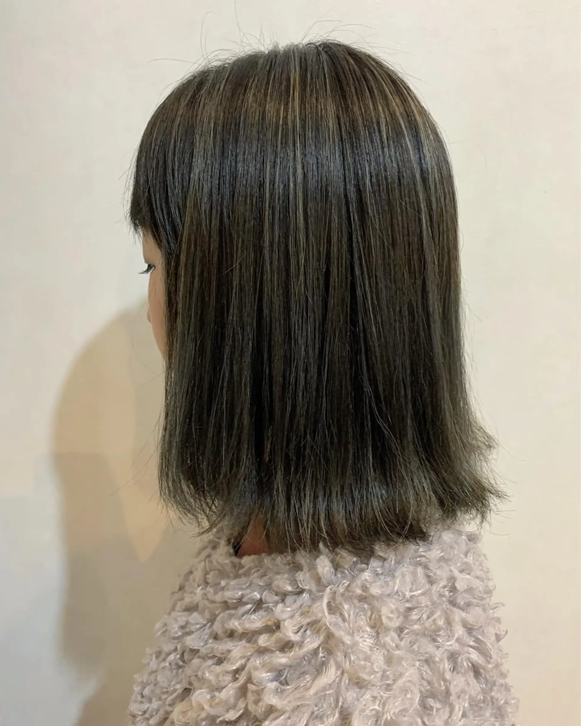 ミディアム カラー Sakairi Yunaのヘアスタイル