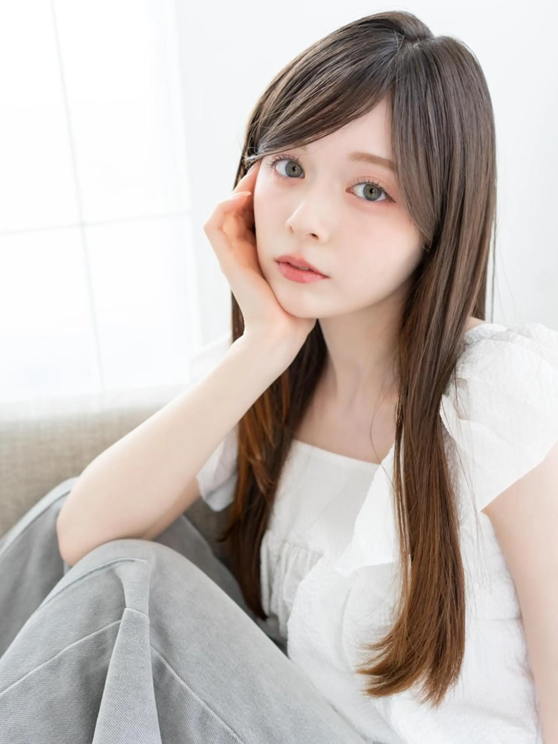 セミロング 【EIGHT札幌】 HONOKAのヘアスタイル