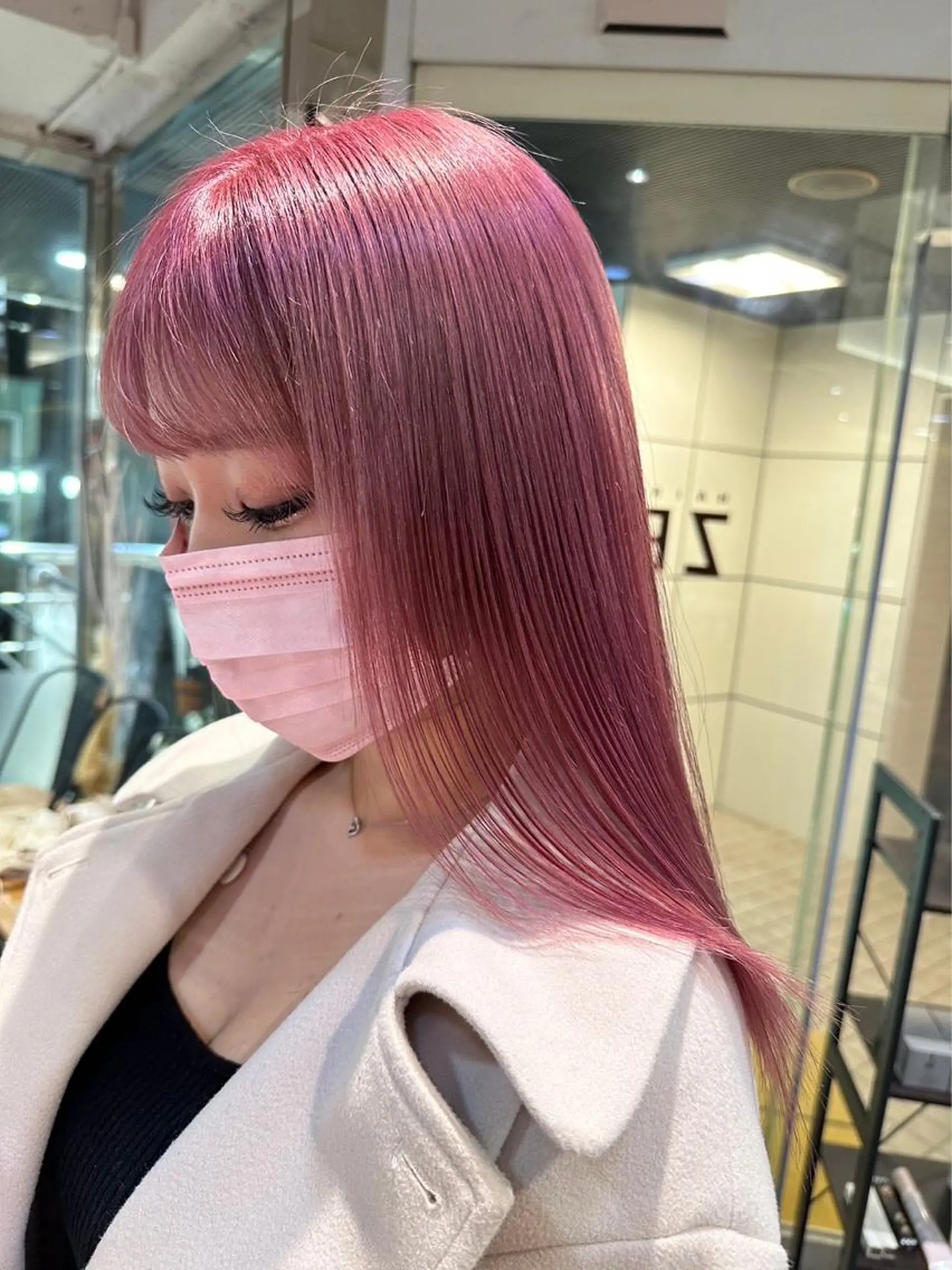 ロング カラー ベージュカラー 黒髪 ブリーチ ブルーカラー ブルーブラック 縮毛矯正　ネイル /コトミ🐸のヘアスタイル