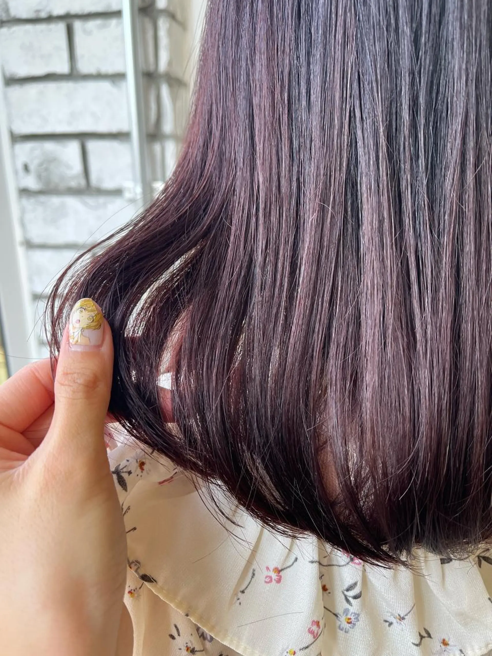 ミディアム u n aのヘアスタイル