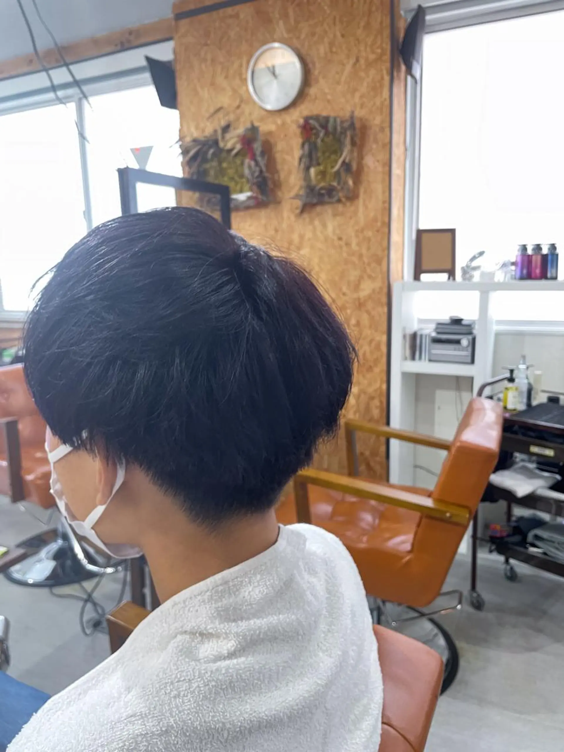 ショート カラー メンズ 黒髪 soin by poshのヘアスタイル