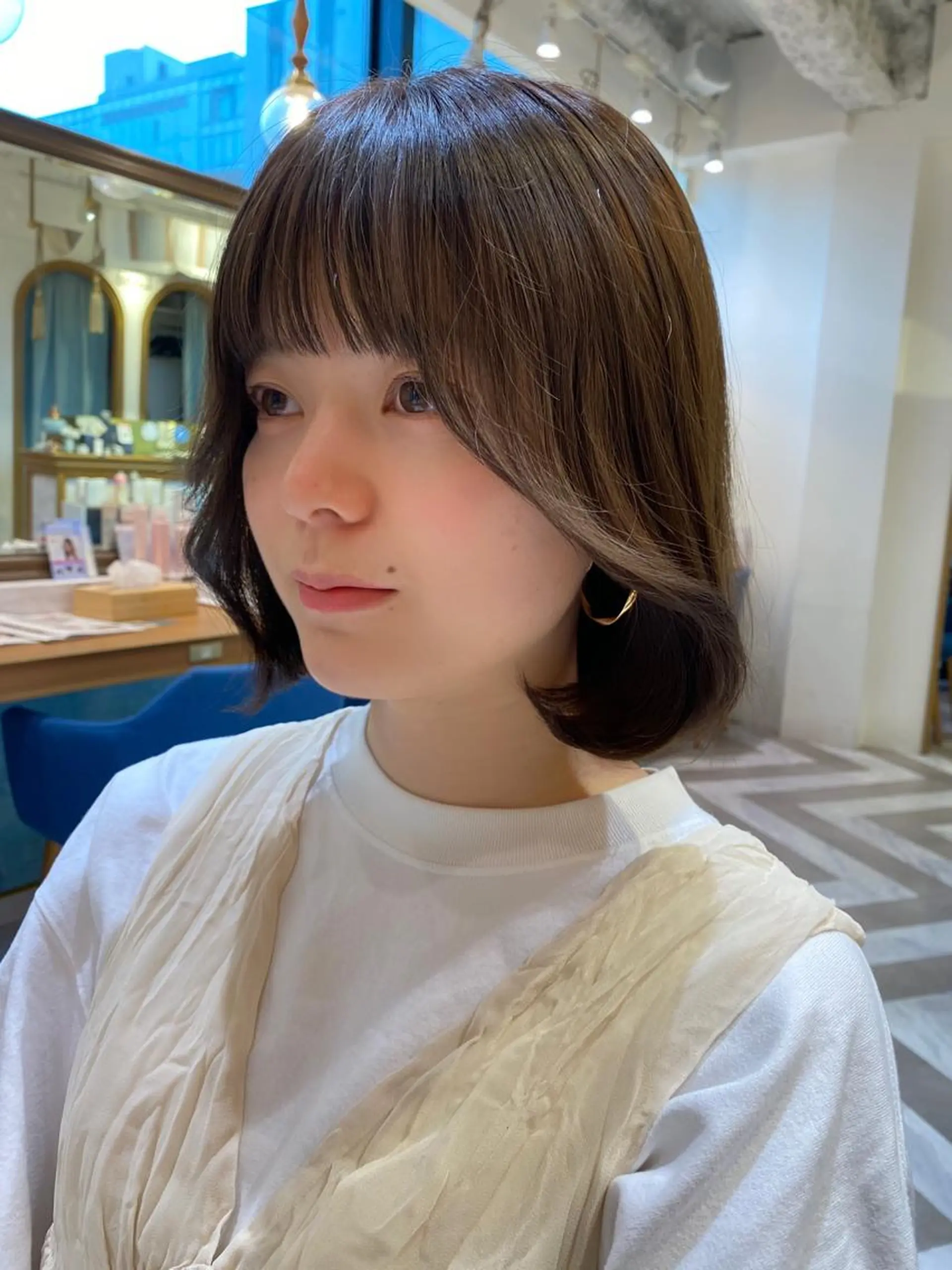 ミディアム カラー ボブ 韓国風ヘア レイヤーと顔まわり 大好き❣️関口拓馬のヘアスタイル