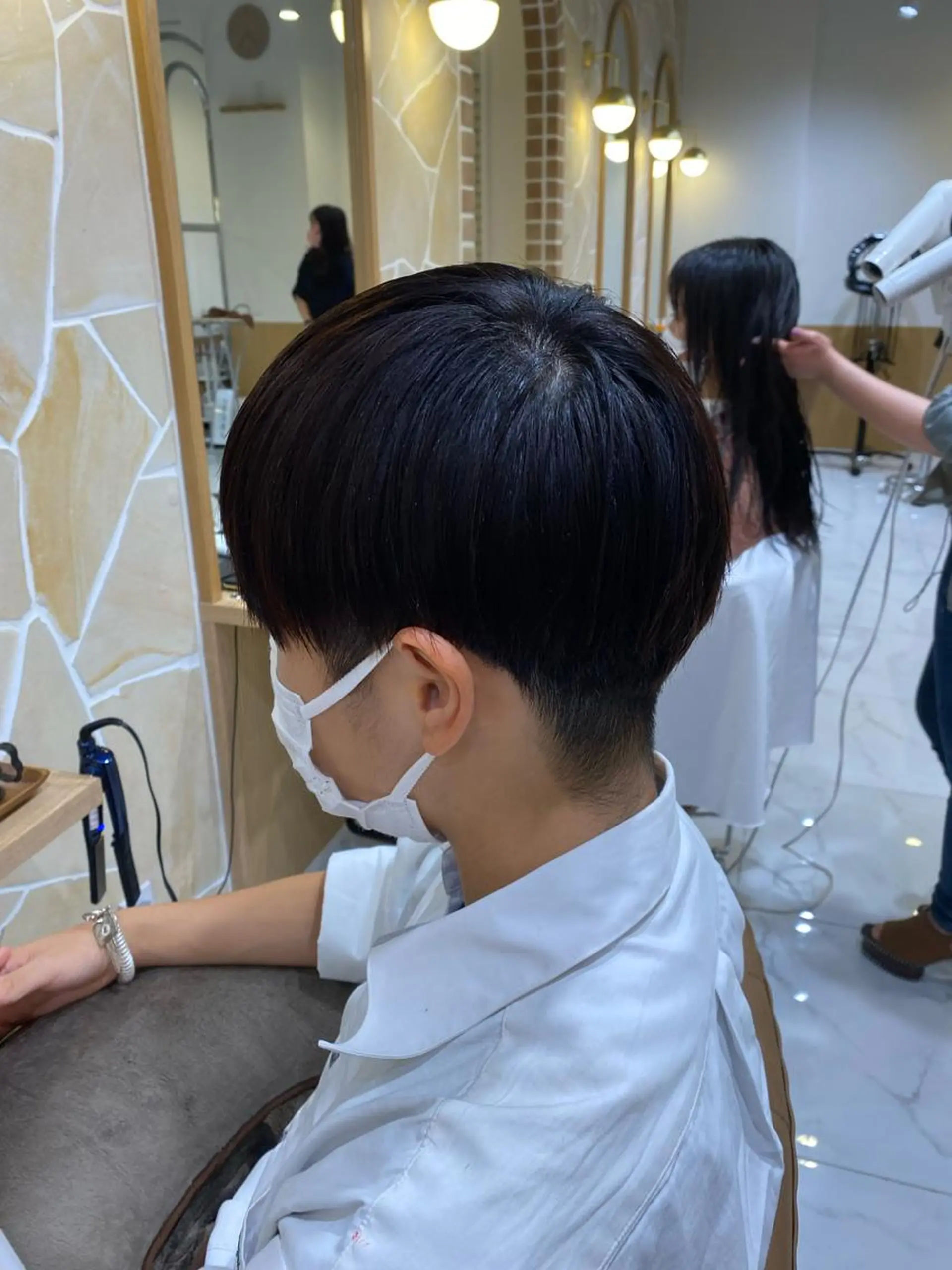 ショート 縮毛矯正 坂井 茅聖のヘアスタイル