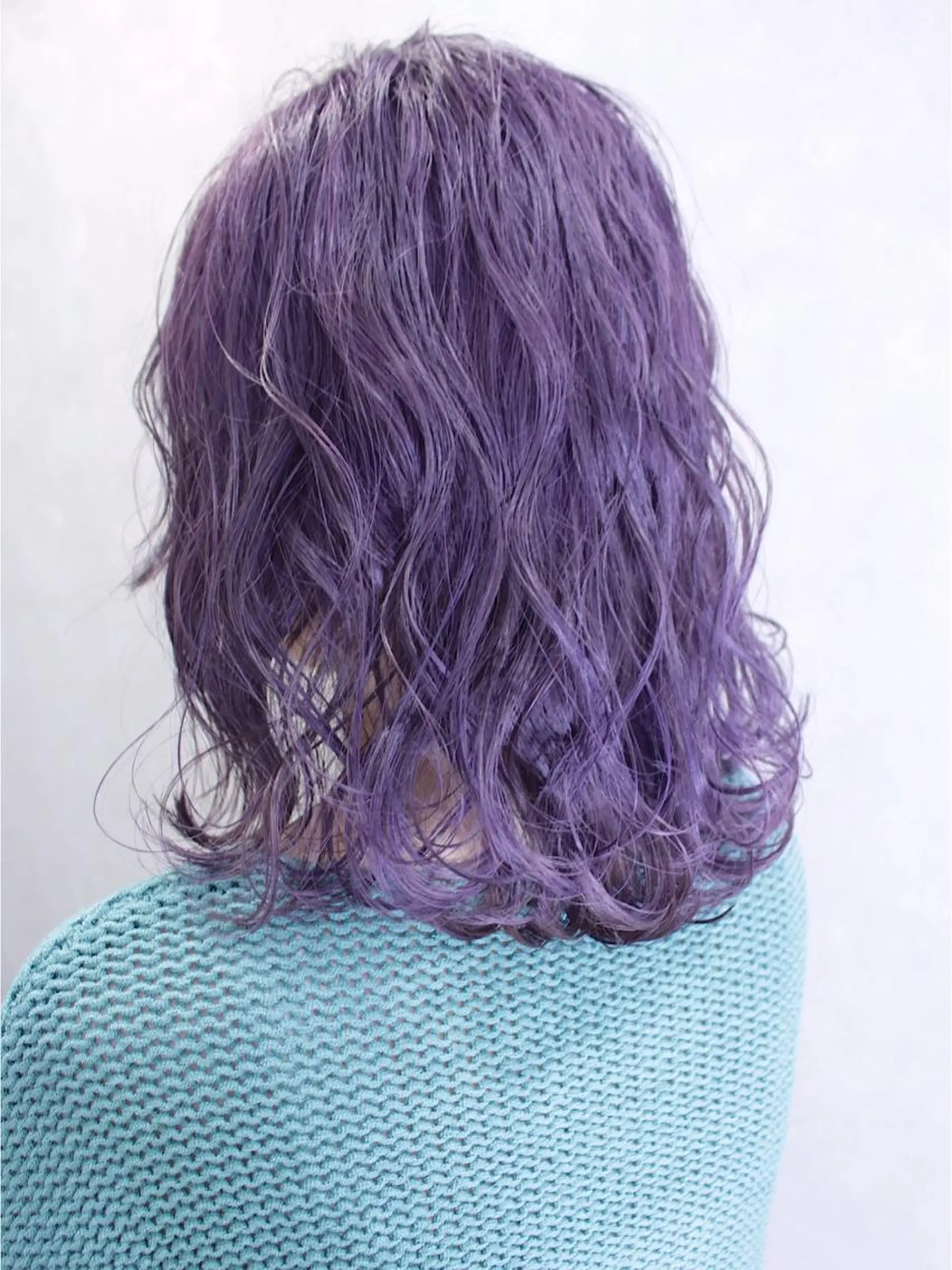 ミディアム カラー ヘアアレンジ ラベンダーカラー ヘアカラー トリートメント lani ブリーチ /ダブルカラーのヘアスタイル