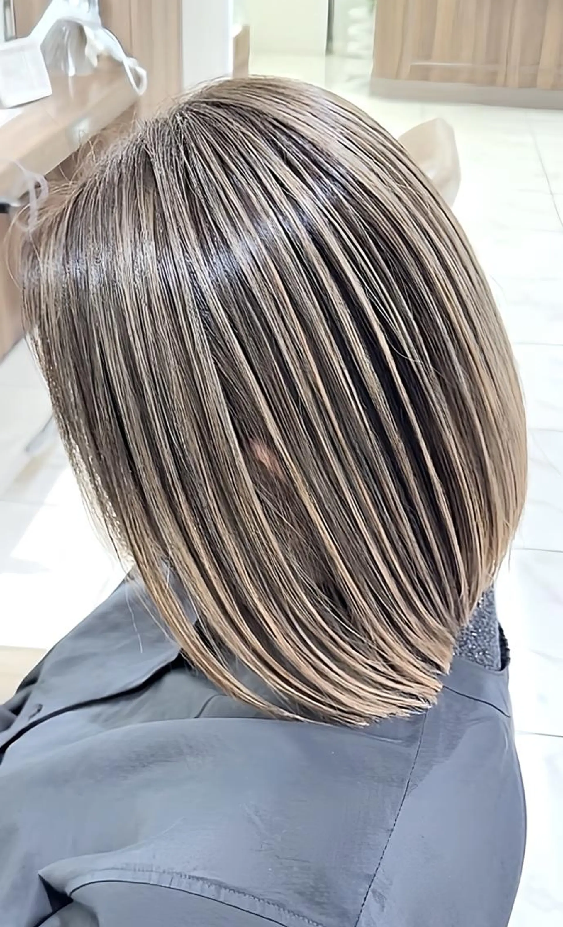 ロング カラー バレイヤージュ 髪質改善 レイヤーカット カット ヘアカラー トリートメント 山崎俊輔/髪質改善 /バレイヤージュのヘアスタイル