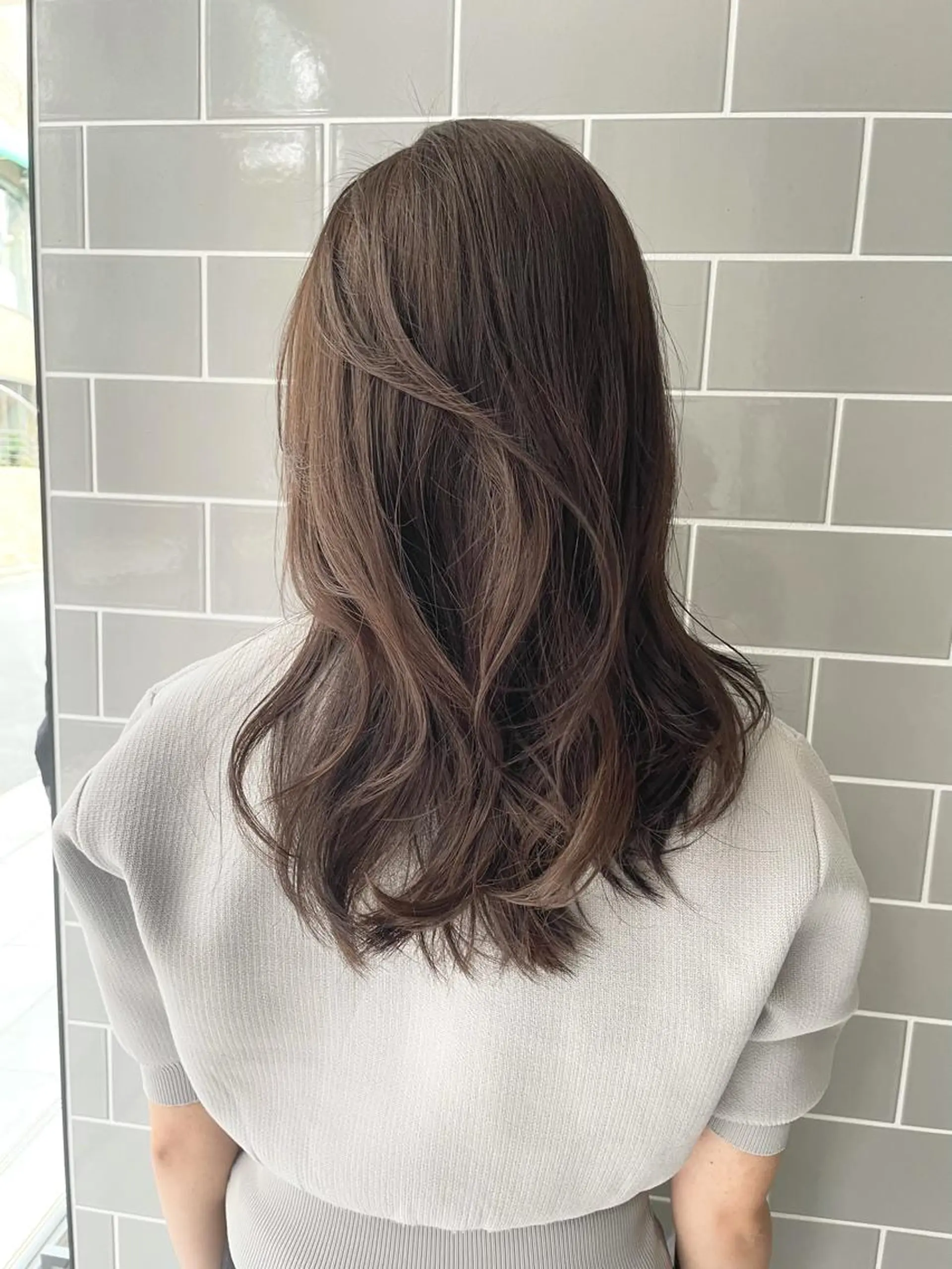 ロング カラー カット LANVERY所属・うる艶ヘア💐 艶ハイトーン💐彩夏のヘアスタイル