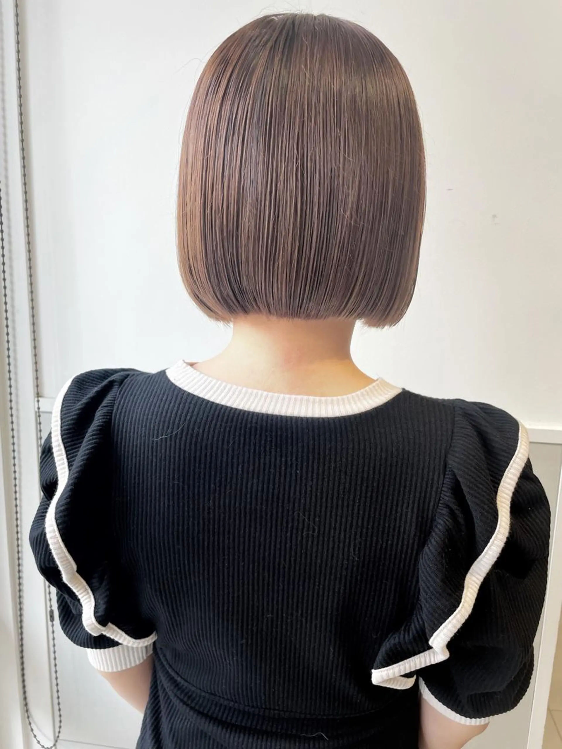 ショート カラー ボブ 齋藤 咲のヘアスタイル