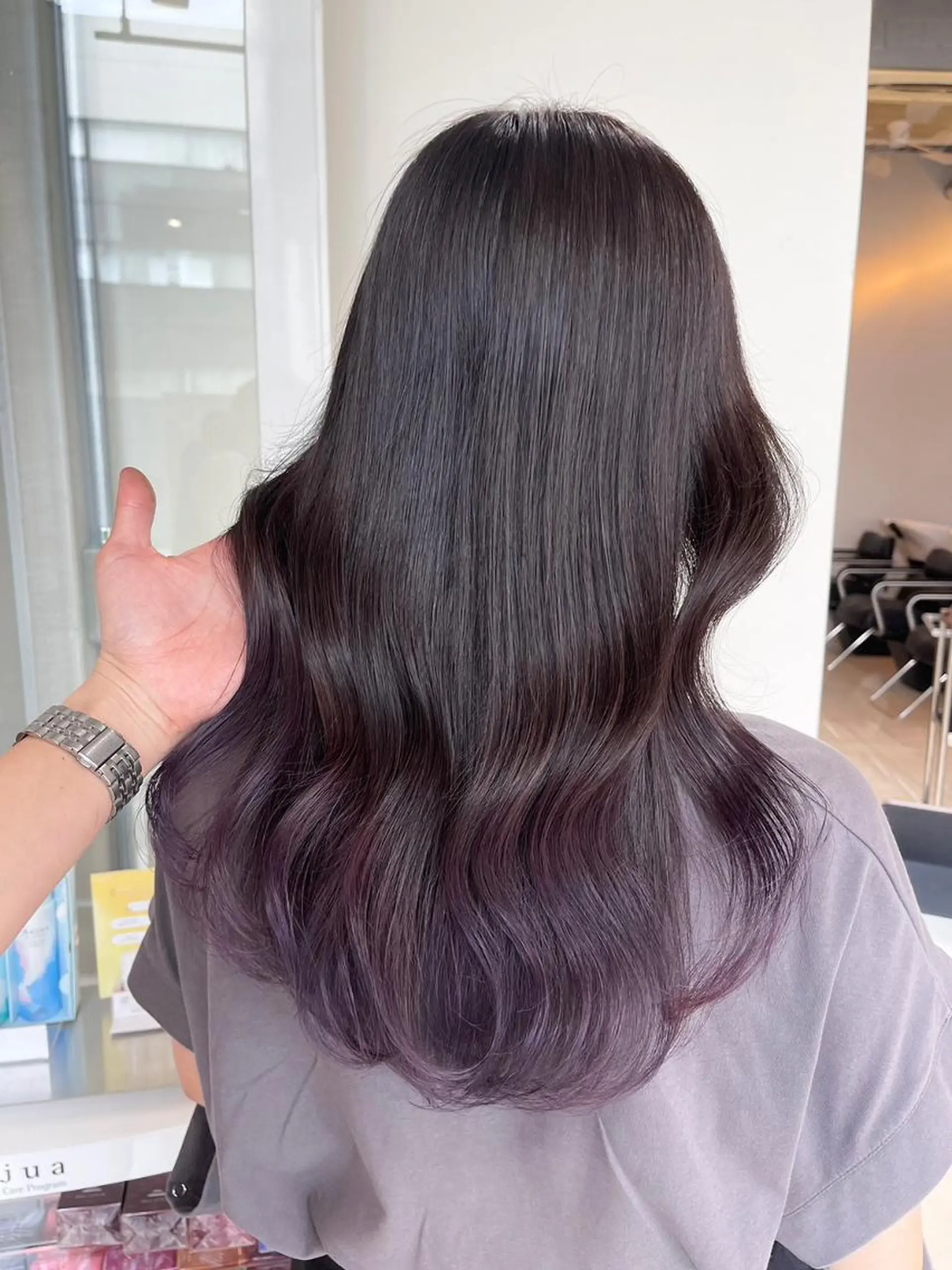 ロング カラー アディクシーカラー アッシュ ブルーカラー ダークアッシュ グレージュ 【公式】amble luxe池袋東口🩷のヘアスタイル