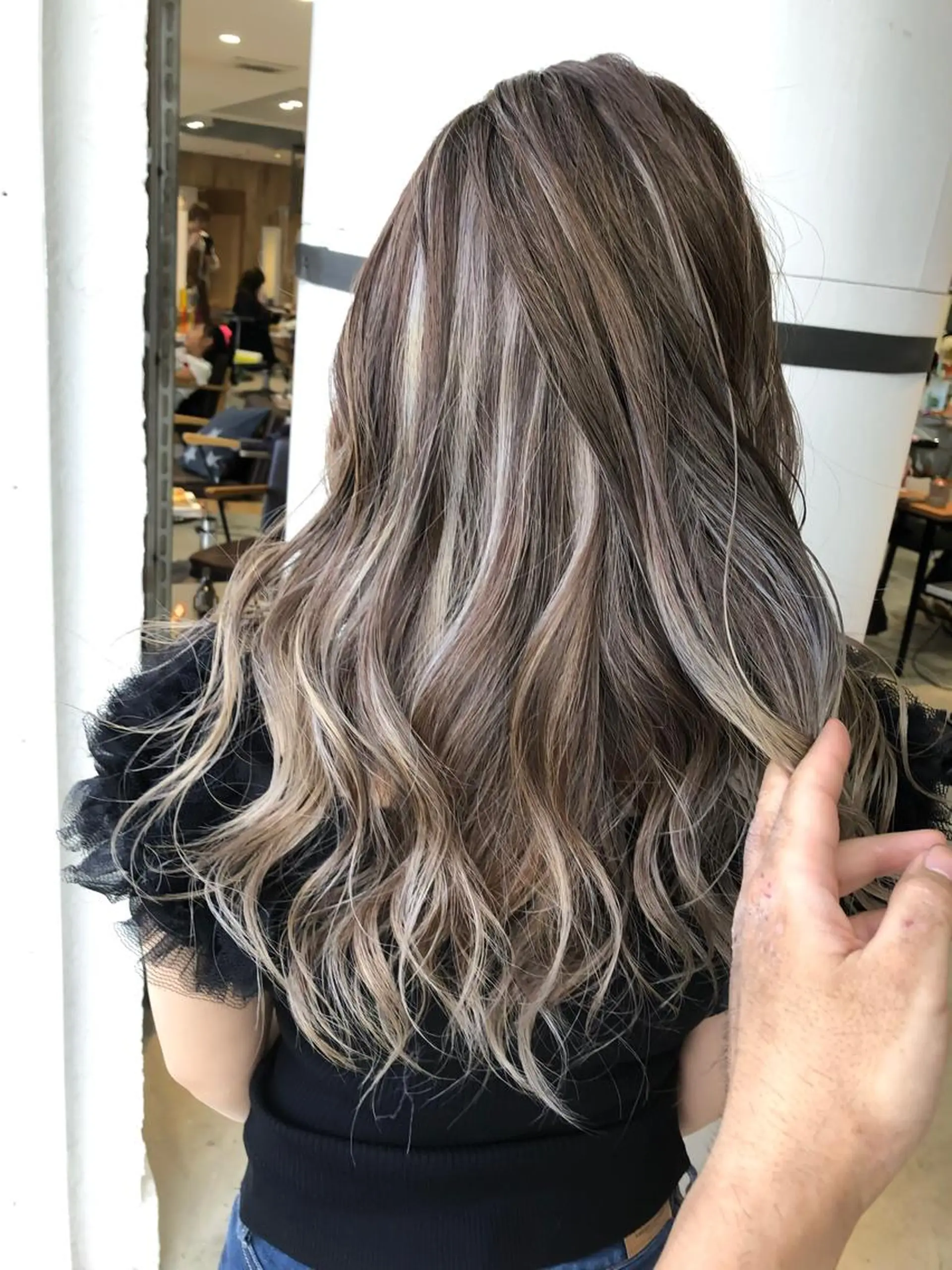 セミロング カラー welring hair salonのヘアスタイル