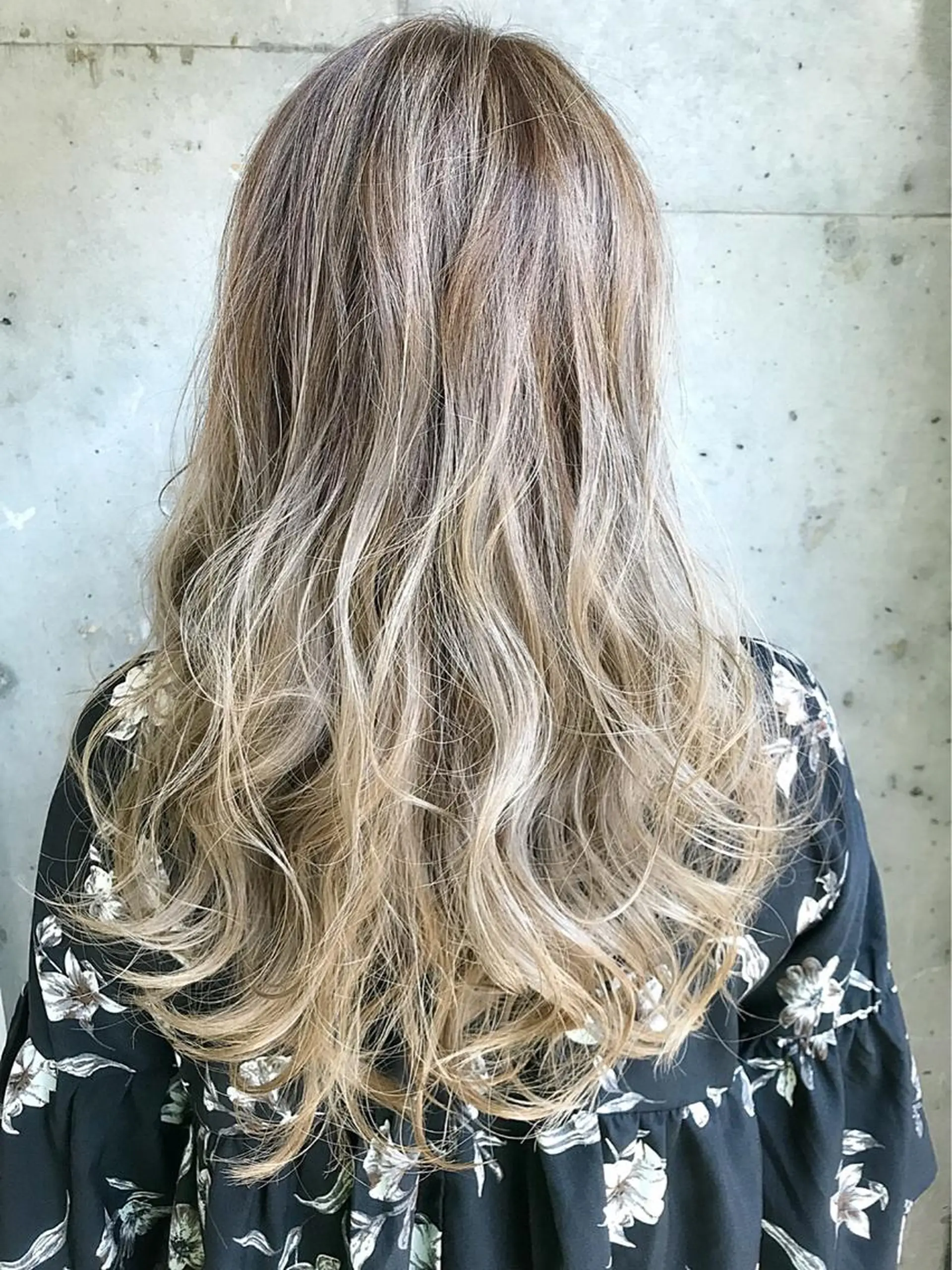 ロング カラー シールエクステ 🪽CHIAKIのヘアスタイル