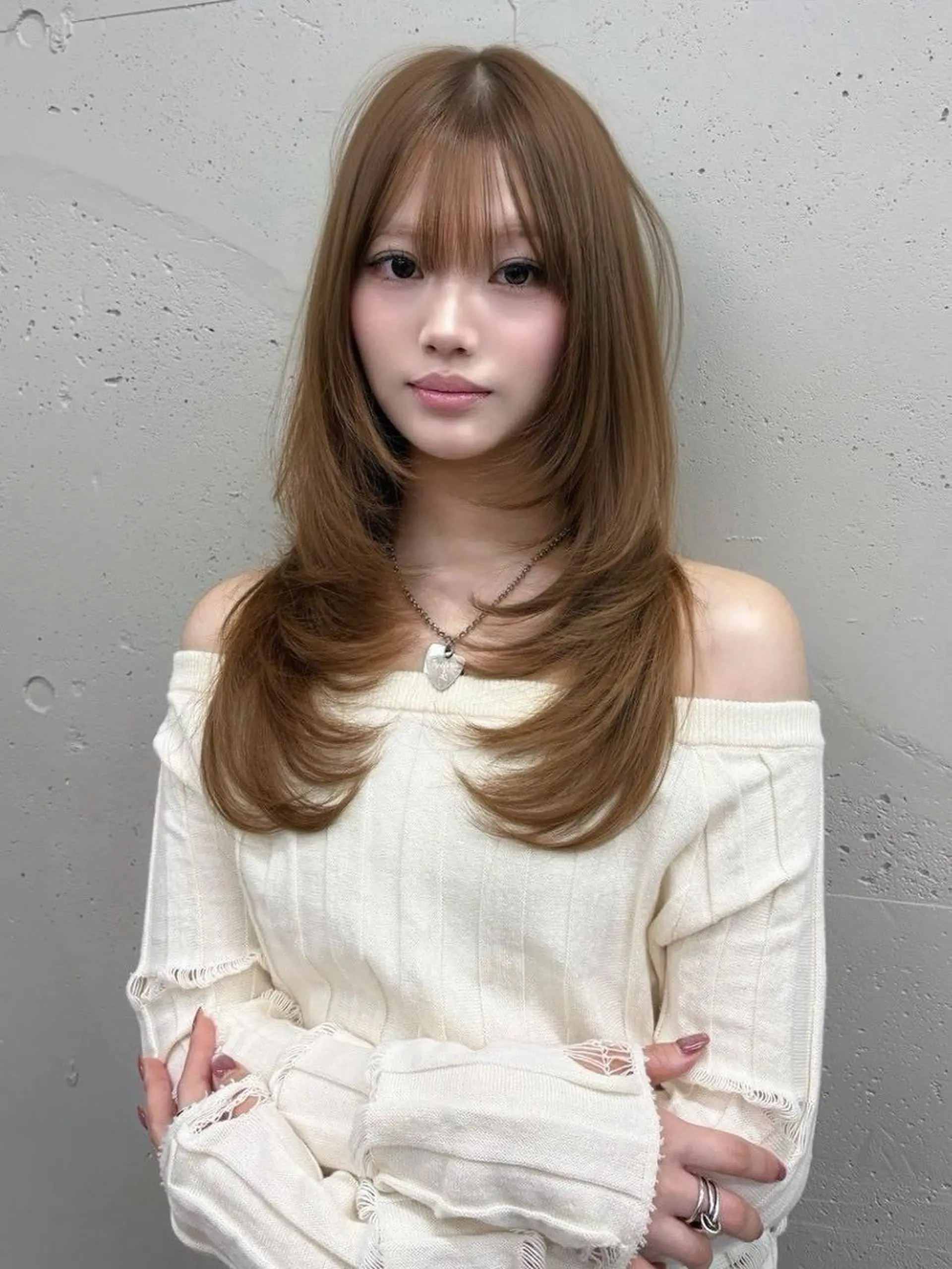 カラー セミロング ベージュカラー ブリーチ ケアブリーチ ミルクティーベージュ ヘアカラー トリートメント ♡韓国ヘア♡ ブリーチ✨ハイトーンのヘアスタイル