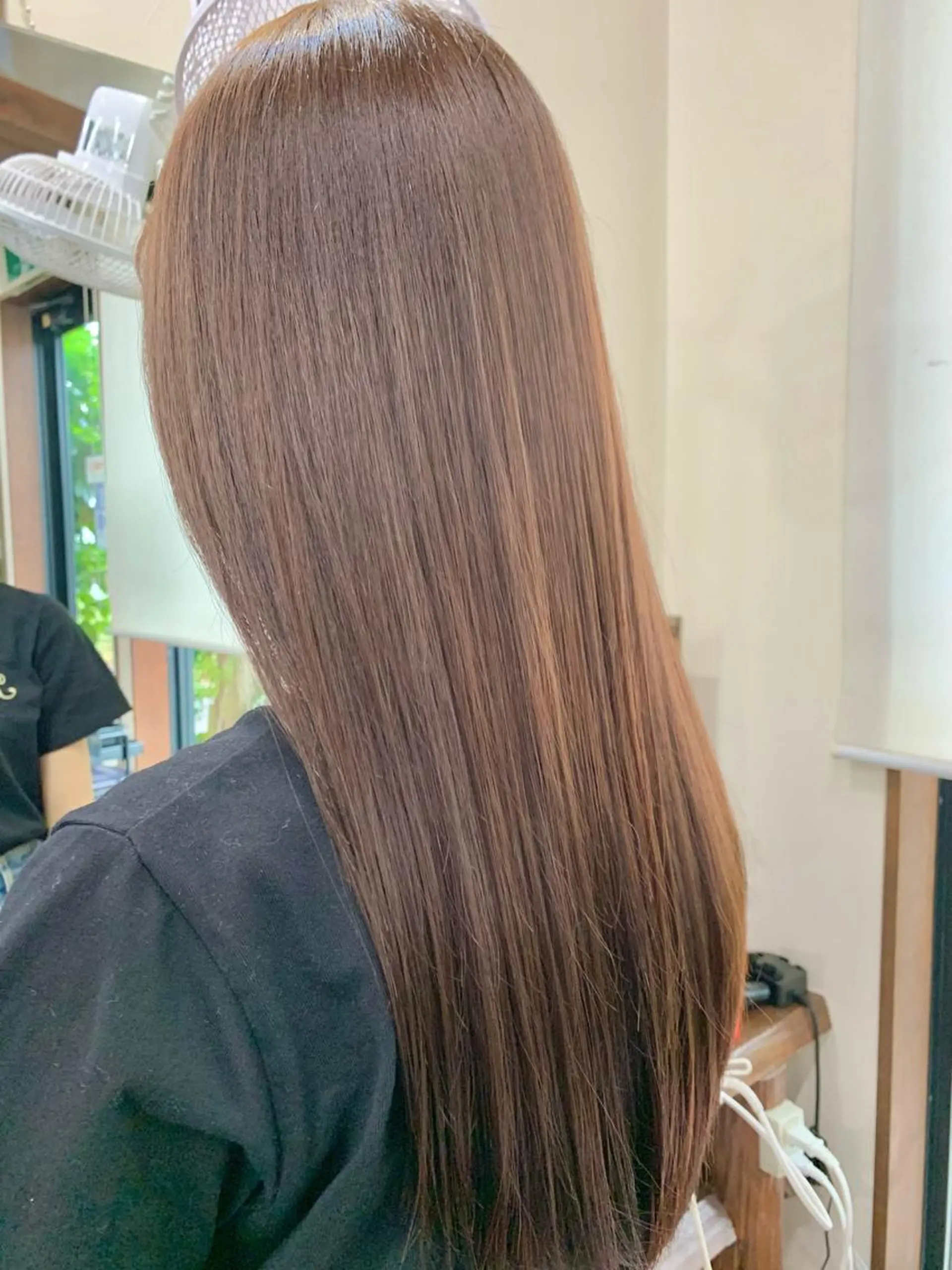 ロング 神 甚八のヘアスタイル