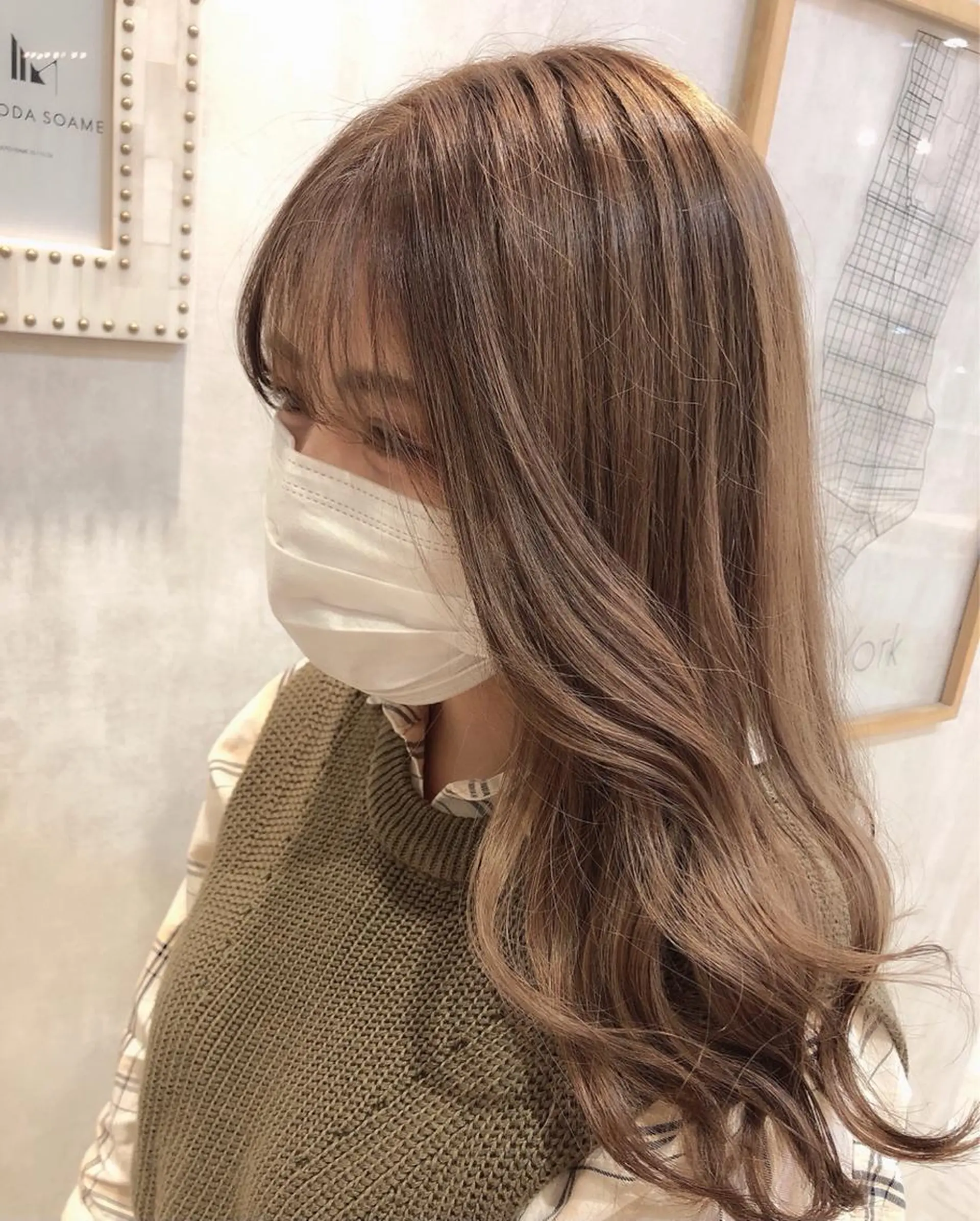 カラー ベージュカラー ブリーチ ケアブリーチ ミルクティーベージュ 三村 桜生のヘアスタイル