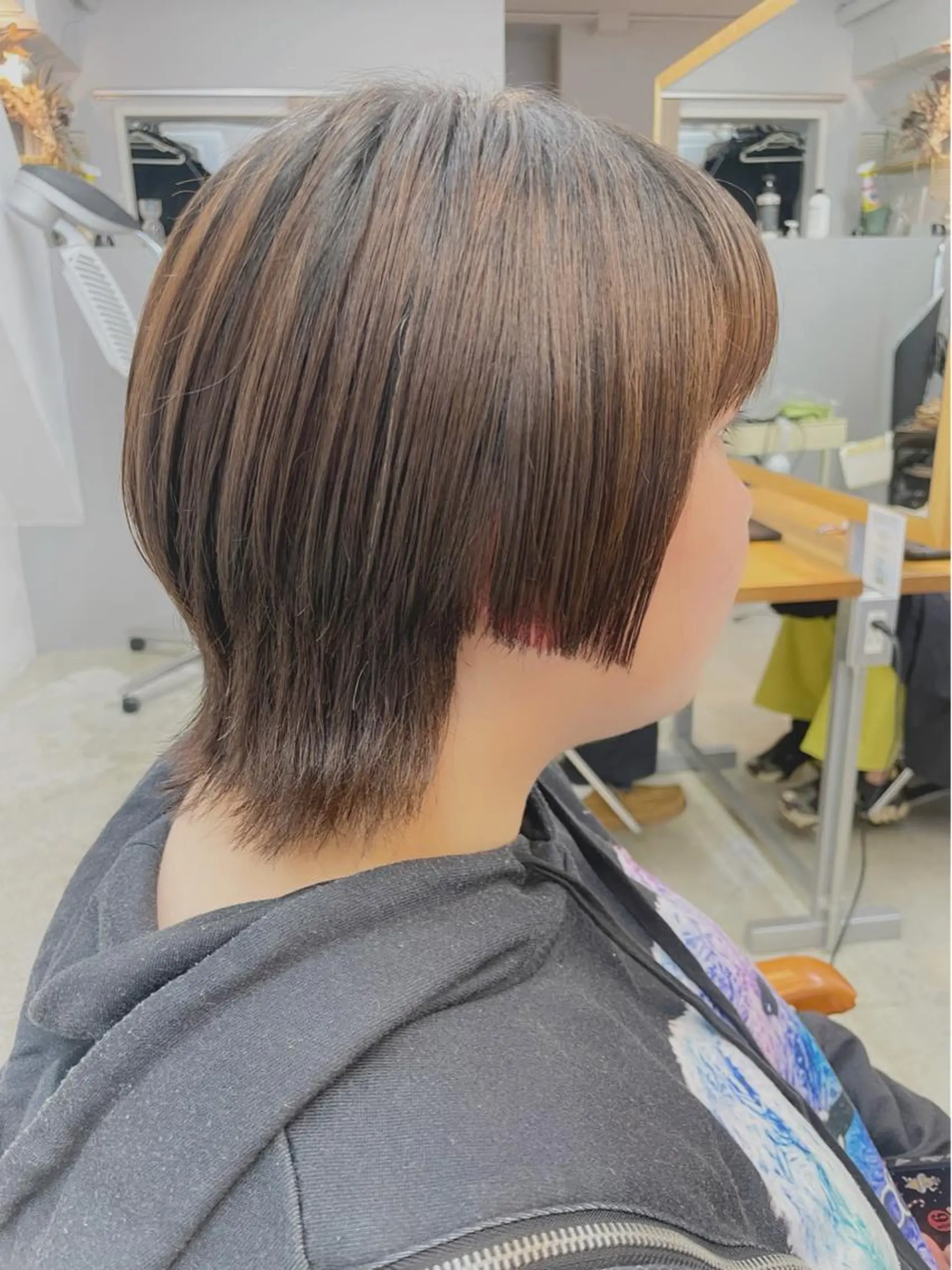 ショート ショートヘア ウルフカット カット 藤本 静香のヘアスタイル