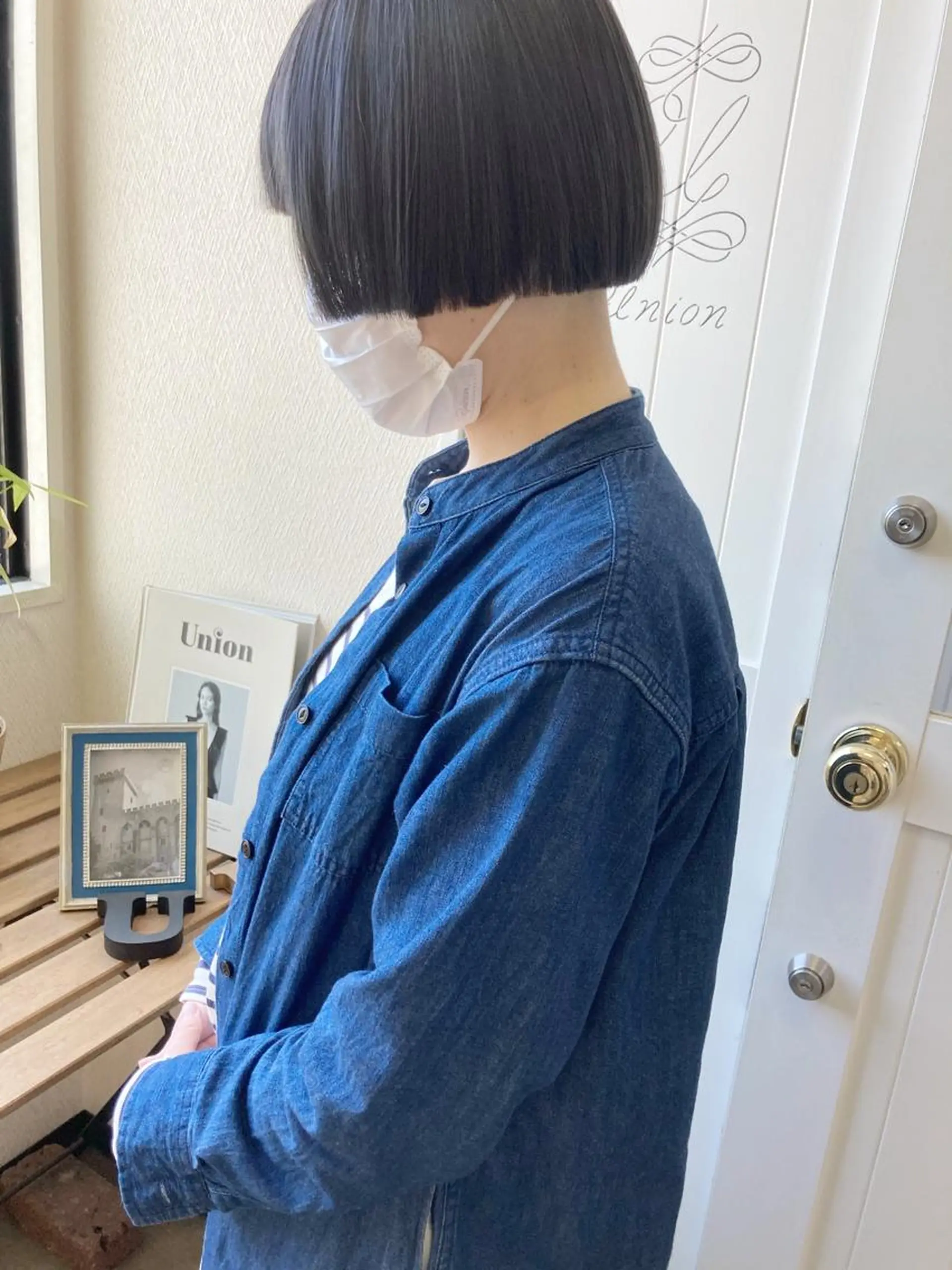 ミディアム カラー ブリーチ グレージュ ボブ 小木曽智美 /ボブ/ショートのヘアスタイル