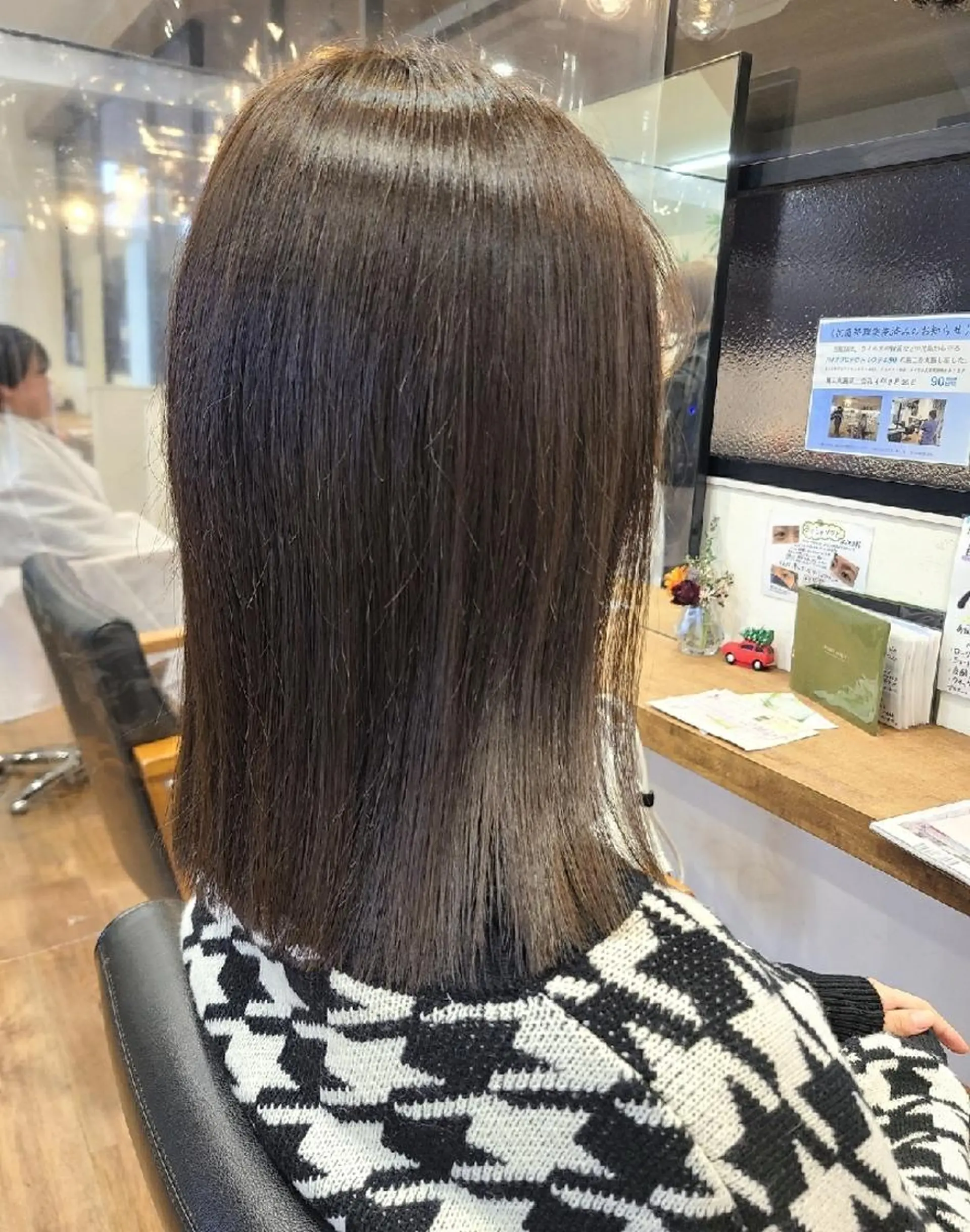 ミディアム カラー カット ヘアカラー トリートメント 関口 友菜のヘアスタイル