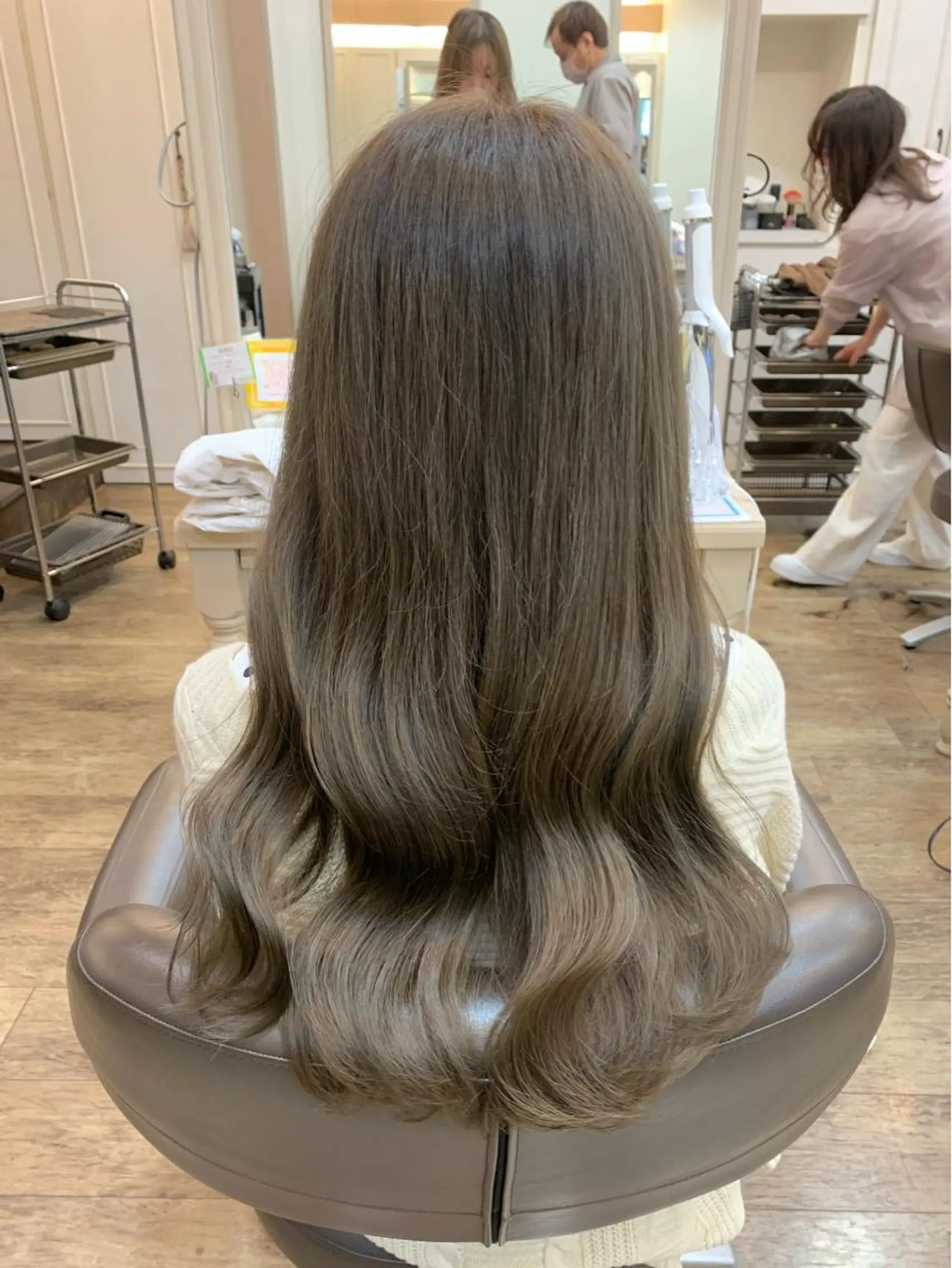 ロング ヨシンモリ カット ヘアカラー トリートメント 福原遼華/小顔ショー ト/髪質改善のヘアスタイル