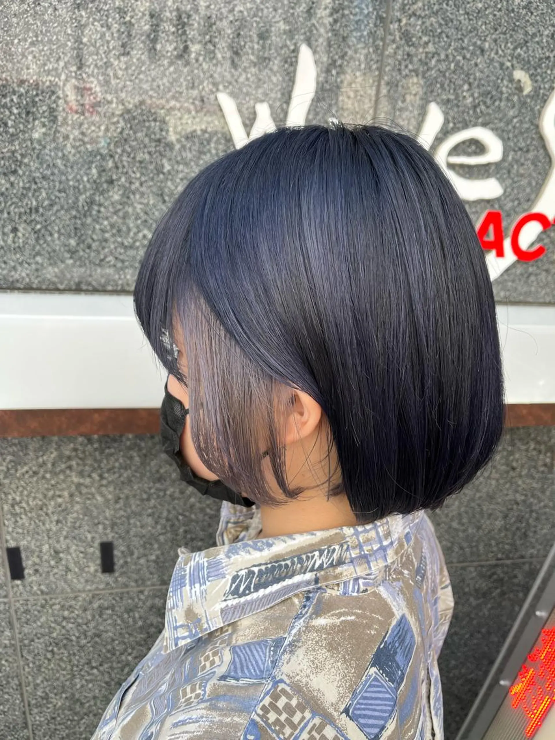 ショート カラー 黒髪 ブルーカラー ブルーブラック シルバー ヘアカラー トリートメント ヘアセット 韓国/インナーカラー 🍑YUI🍑のヘアスタイル