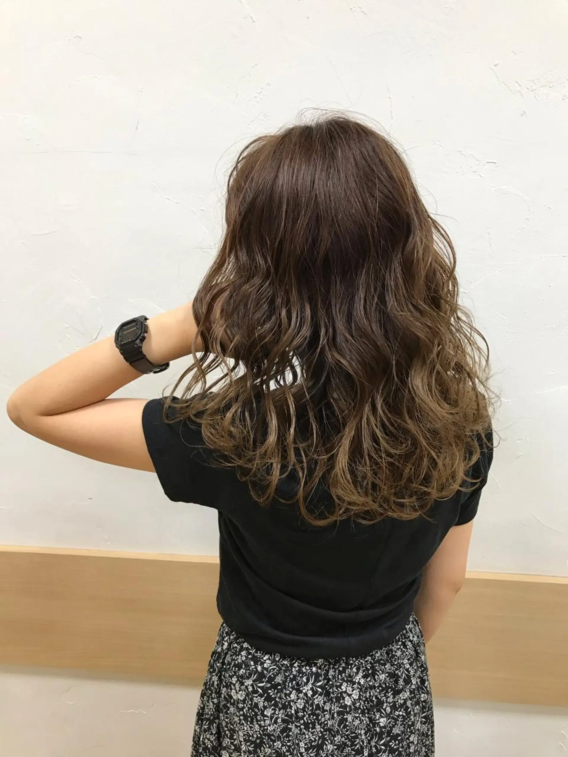 セミロング 大山 晃介のヘアスタイル