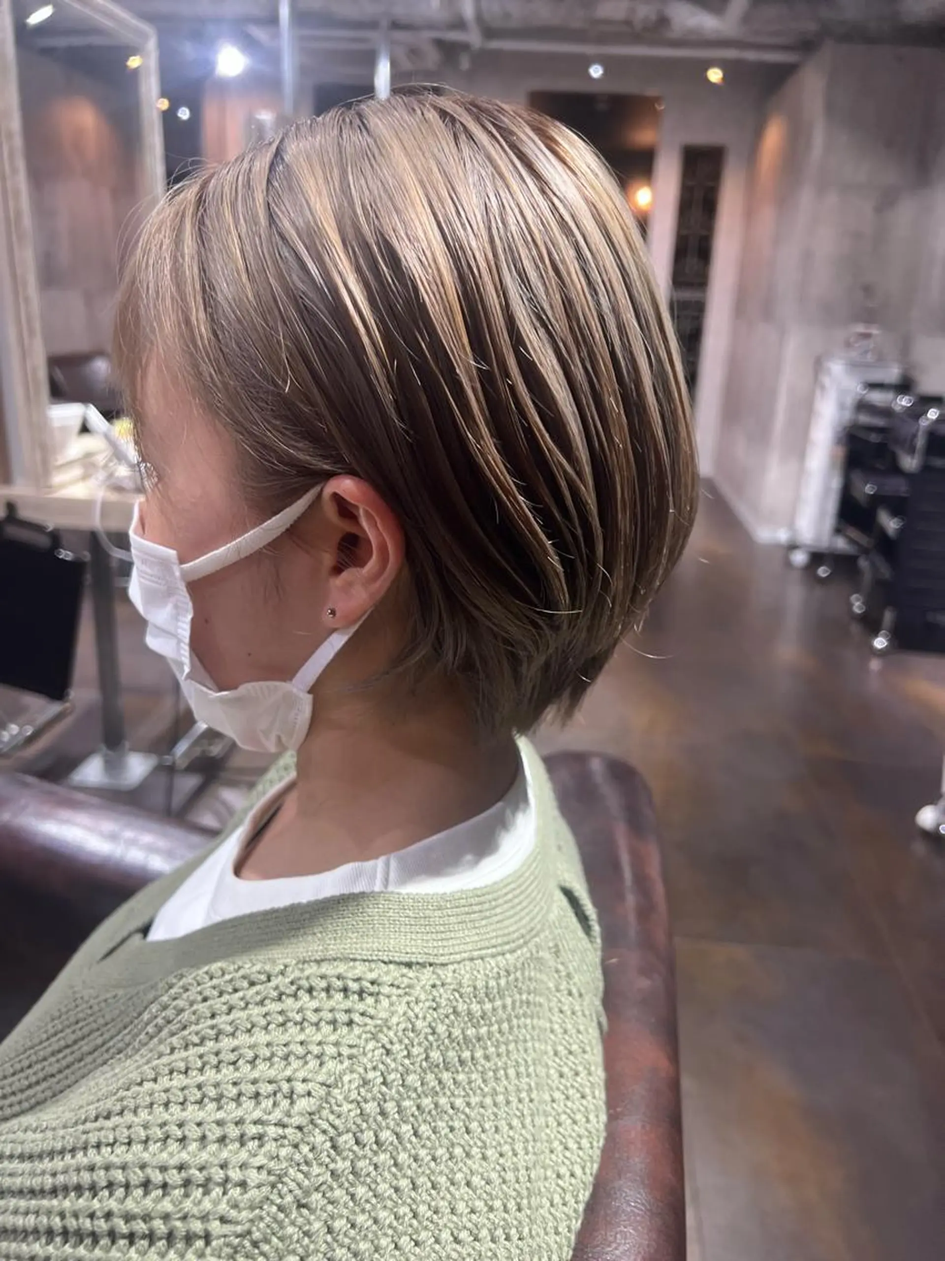 ショート カラー パーマ ヘアアレンジ メンズ キッズ ネイル マツエク・マツパ アイブロウ シールエクステ メンズバレイヤージュ メンズハイライト メンズインナーカラー メンズ韓国風 韓国/顔周り/透明感 /レイヤー/ひなたのヘアスタイル