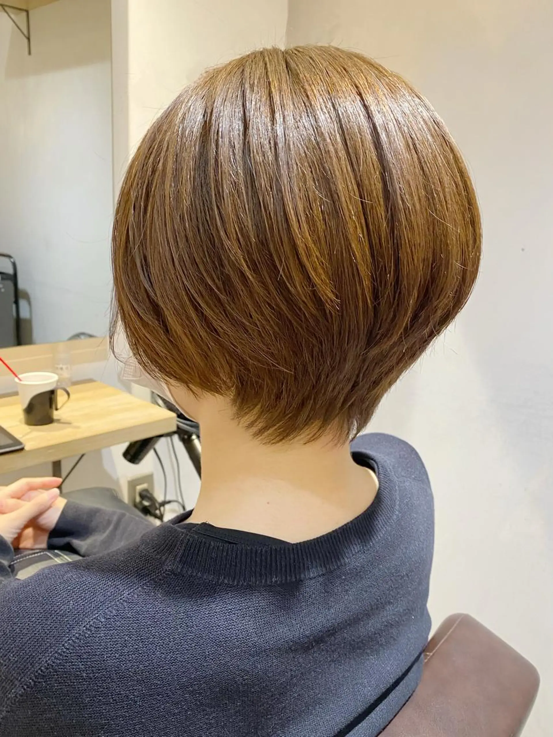 ショート ハンサムショート くびれヘア ショートヘア 小顔カット 前地 麻衣のヘアスタイル
