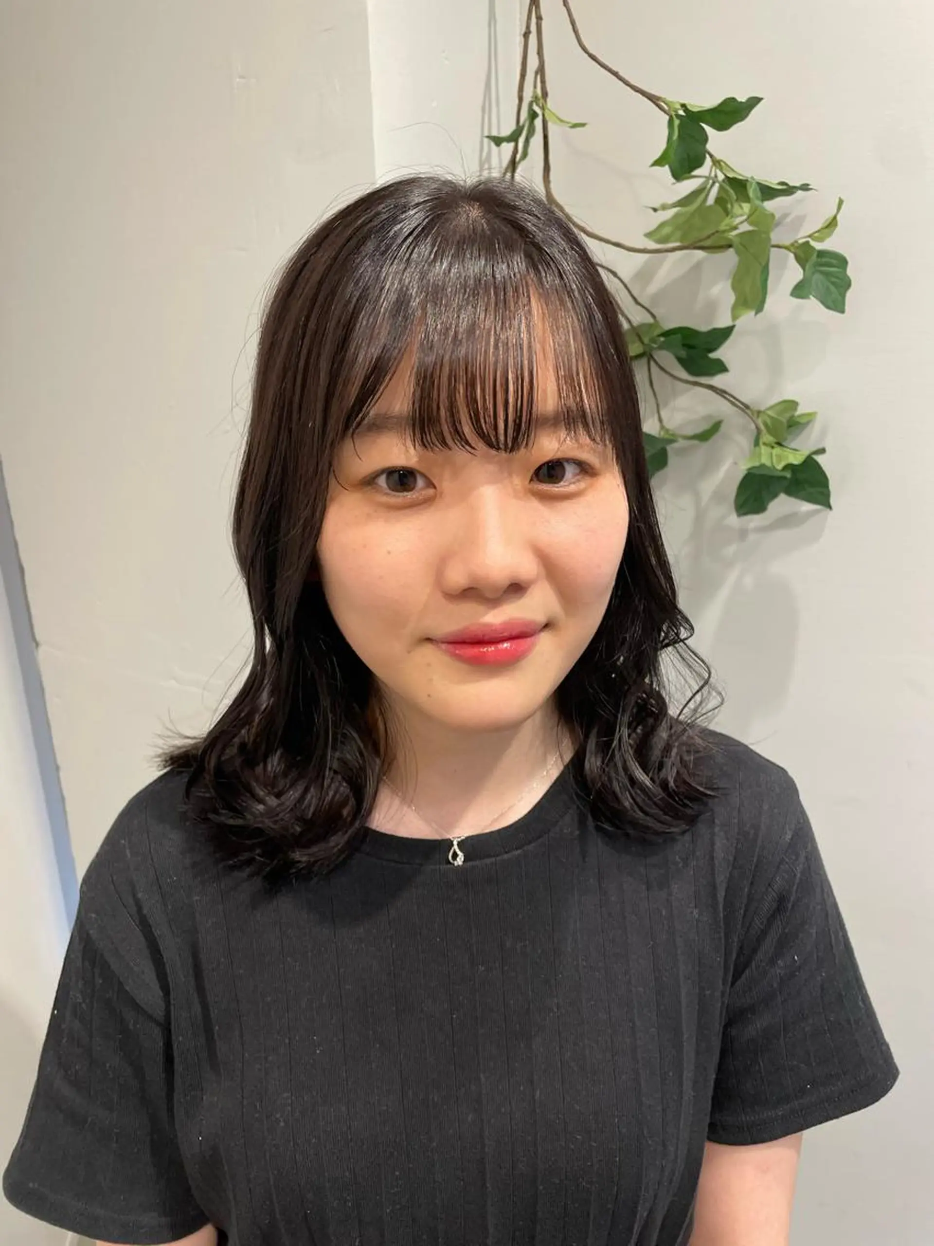 ミディアム カラー ブラウンカラー オレンジ パープルカラー パープルブラウン イエローカラー レイヤー♡ 石川優奈のヘアスタイル