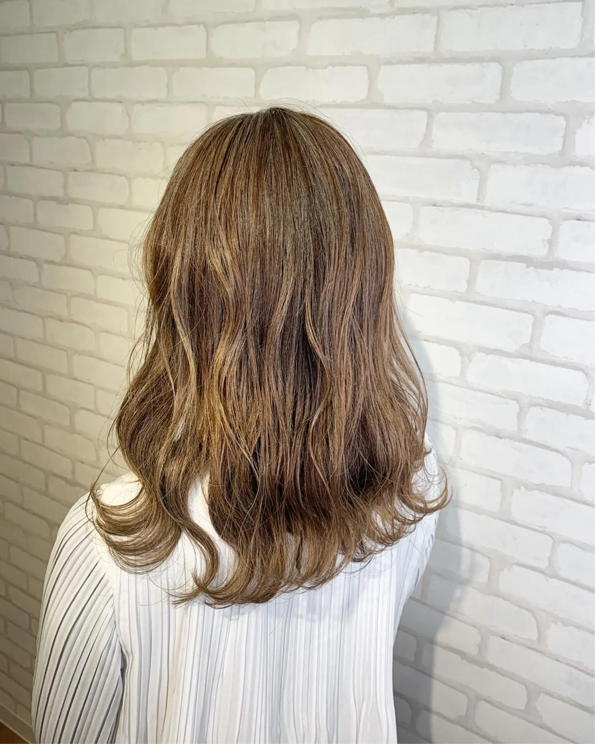 セミロング カラー ヘアアレンジ ベージュカラー ブルーカラー ブルージュ 透明感カラー グラデーションカラー ヘアカラー トリートメント ✨艶髪✨透明感✨ 山内大樹のヘアスタイル