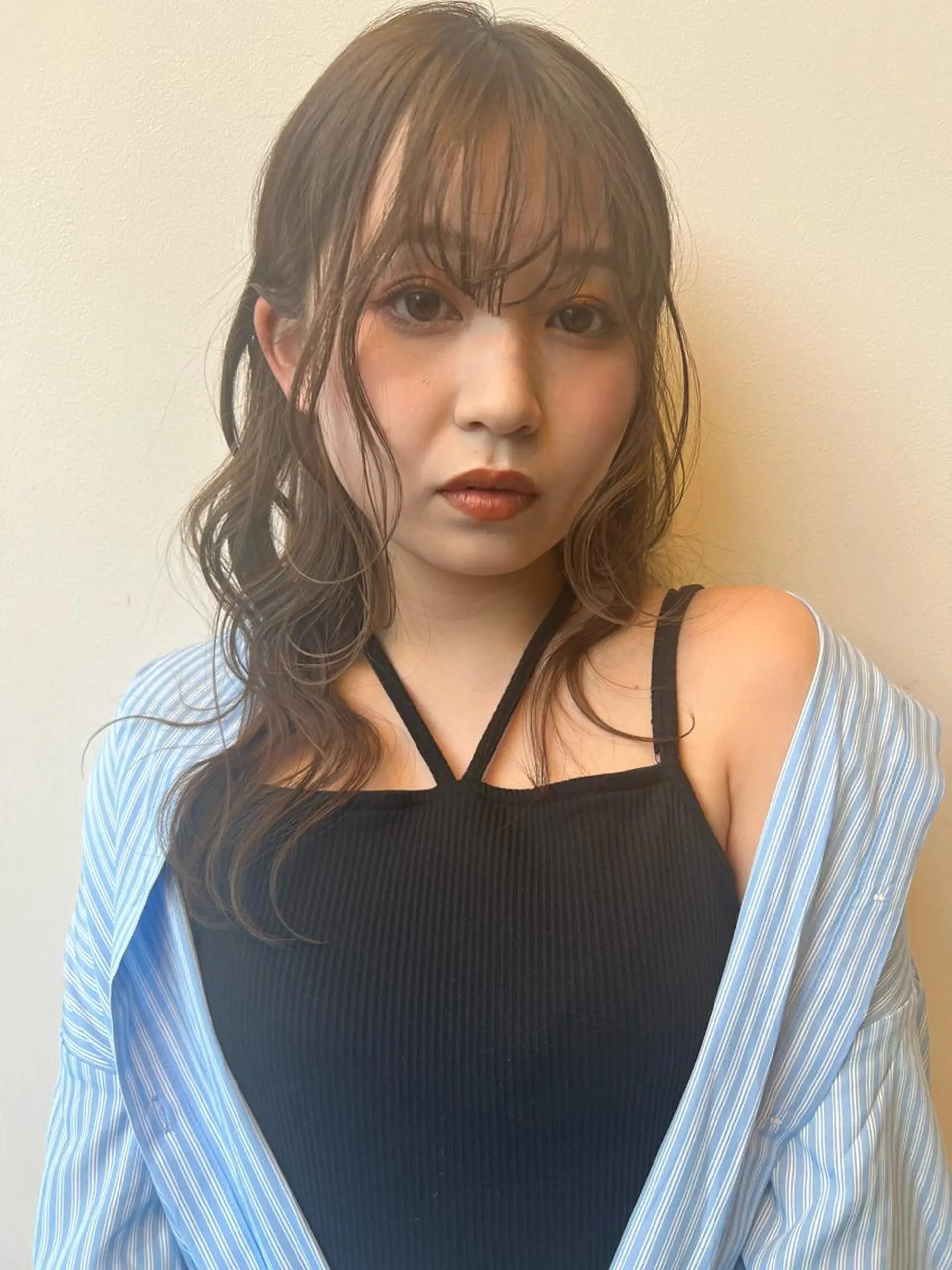 ミディアム カラー カット 小池 楓のヘアスタイル