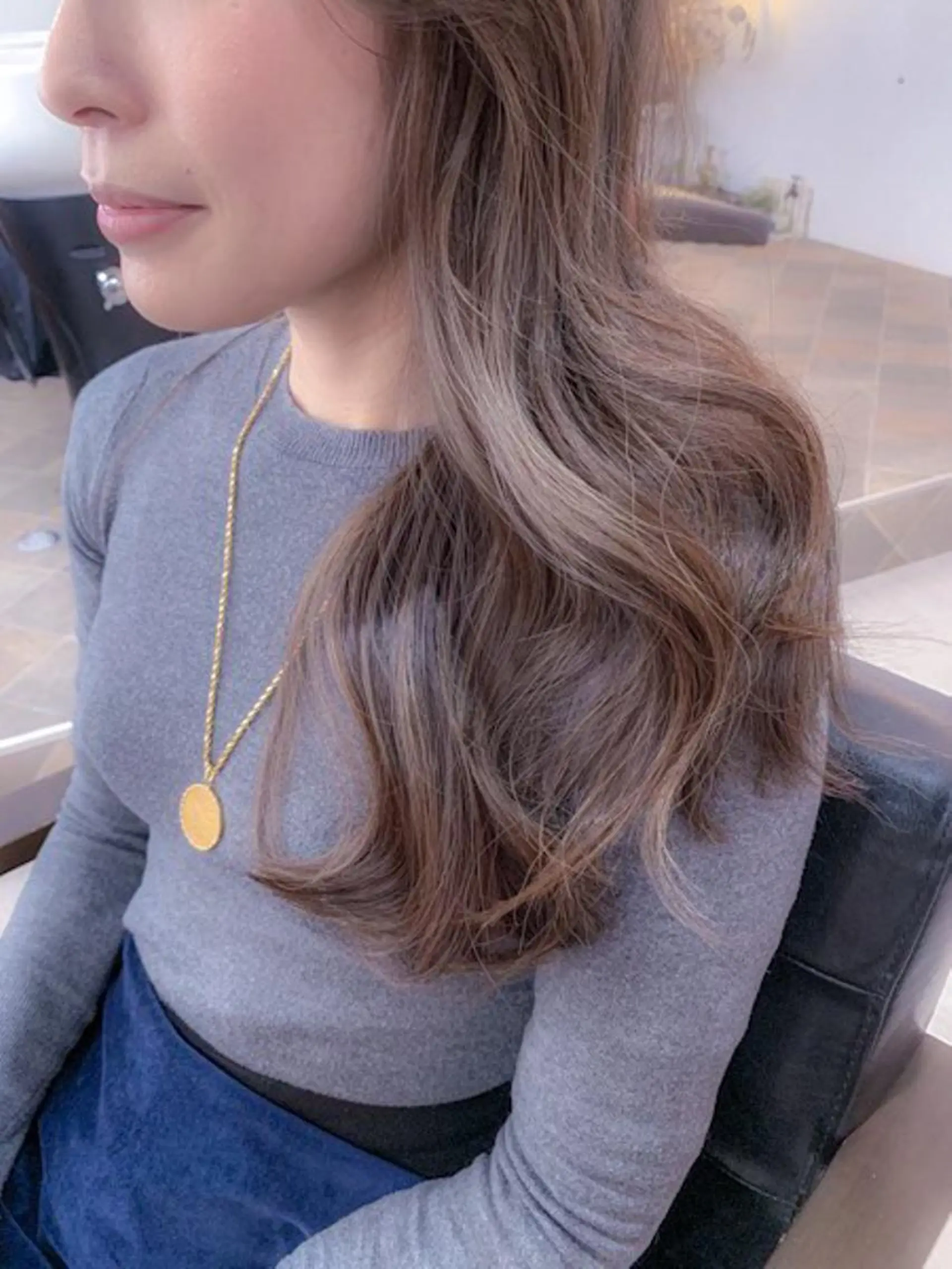 セミロング カラー ハイライトカラー ハイライト カット ヘアカラー BOX mico.のヘアスタイル