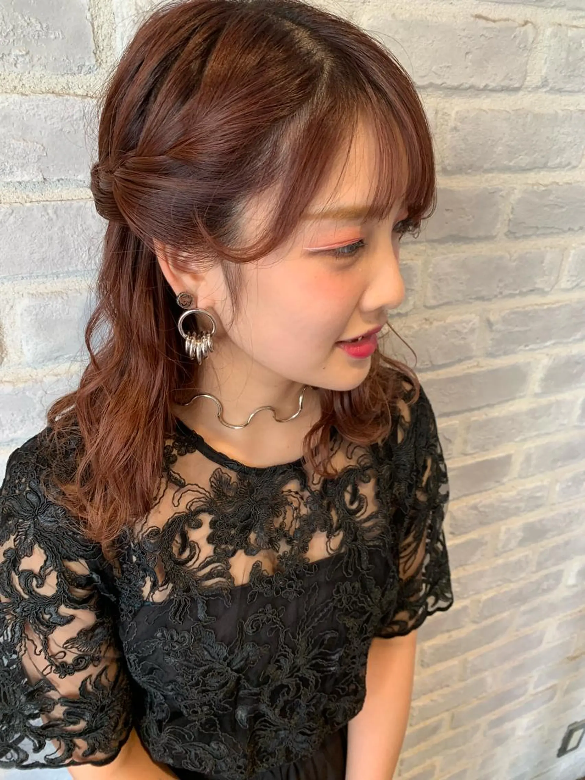 ミディアム カラー ヘアアレンジ rico_by ヘアとアイブロウの眉毛・アイブロウイメージ