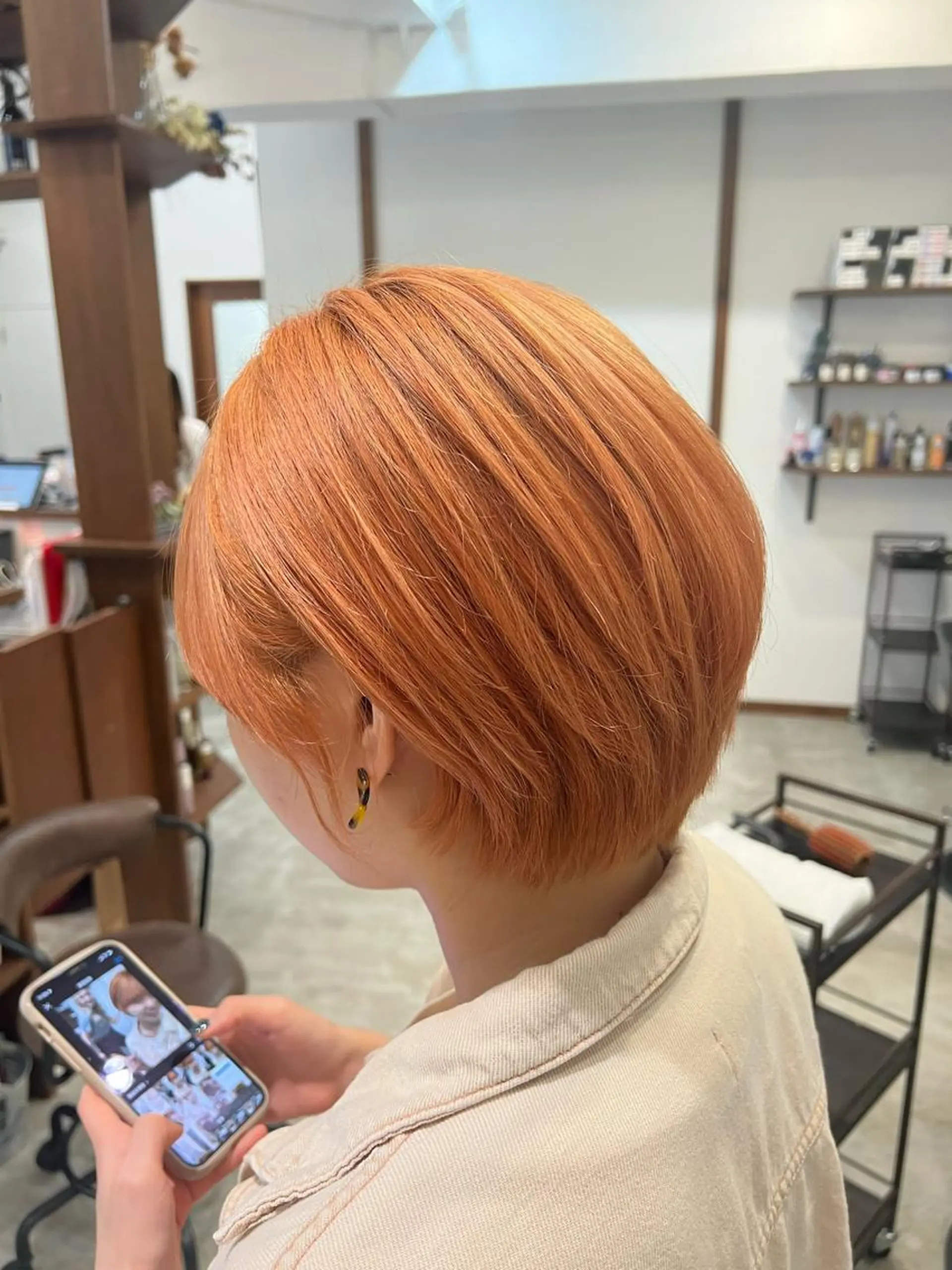 ショート カラー ブリーチ オレンジ カット ヘアカラー Ami ブリーチ/ハイトーンのヘアスタイル