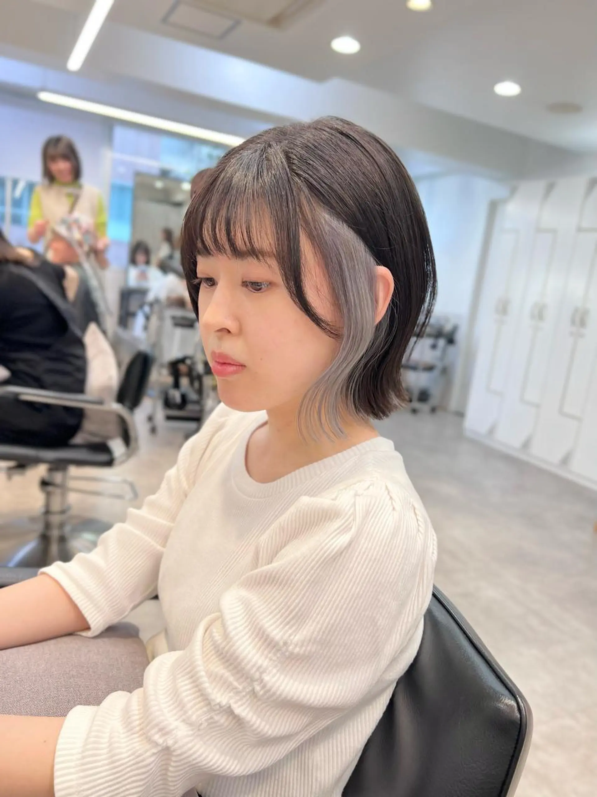 ショート カラー インナーカラー ボブ くびれヘア 夏山 秀憲のヘアスタイル