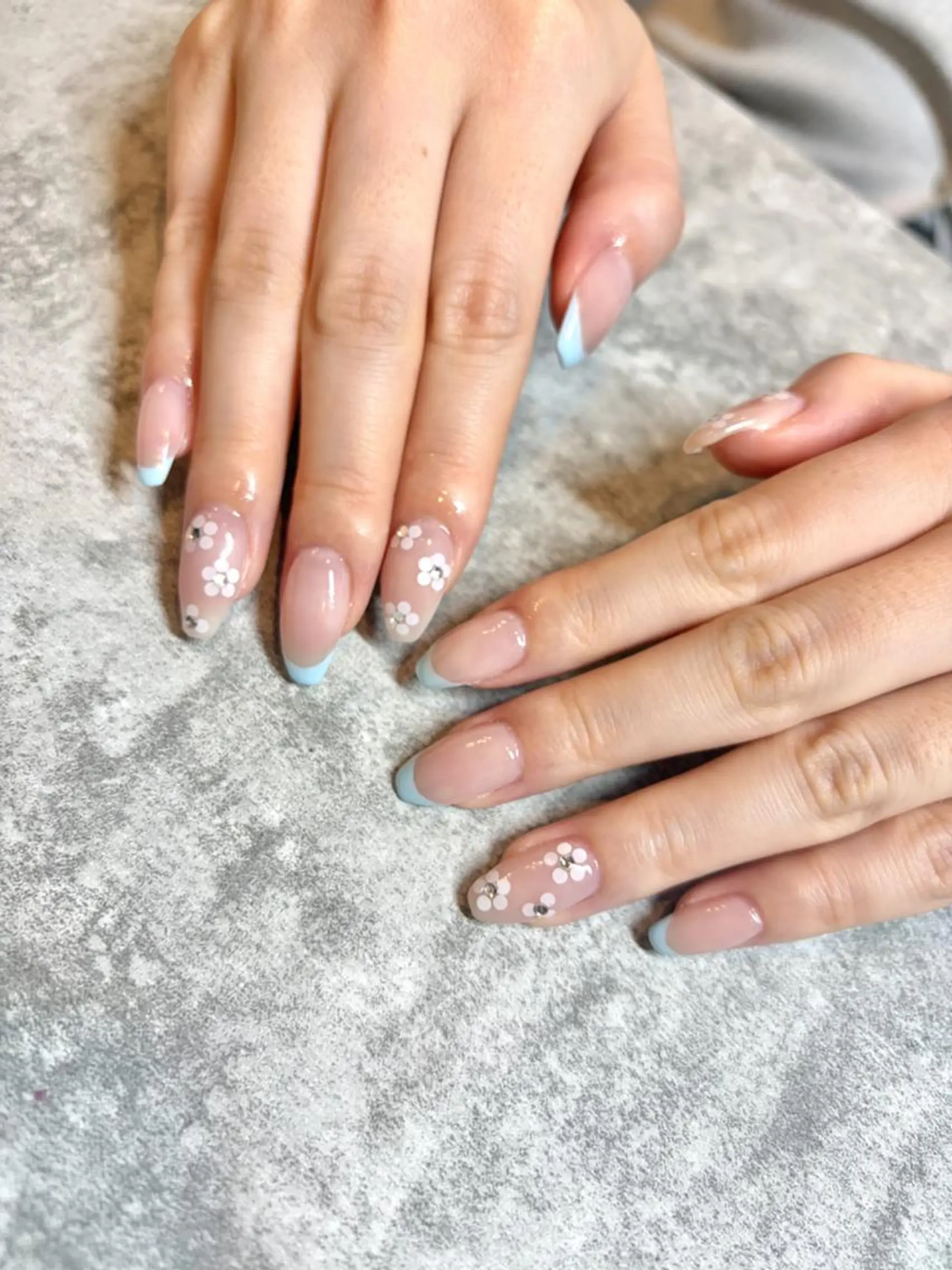 ネイル le'a -レア-のネイルデザイン