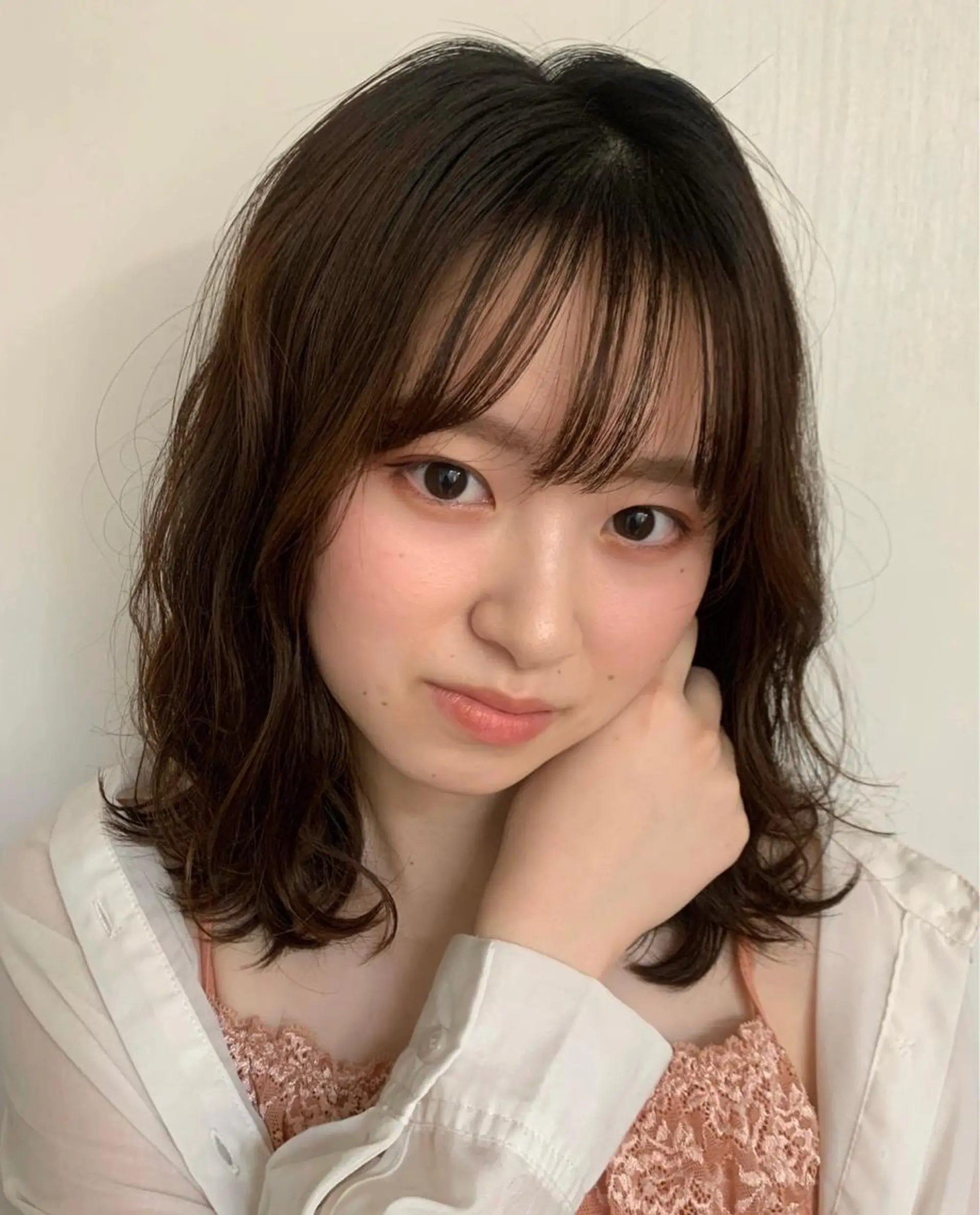 ミディアム 🤍 akaneのヘアスタイル