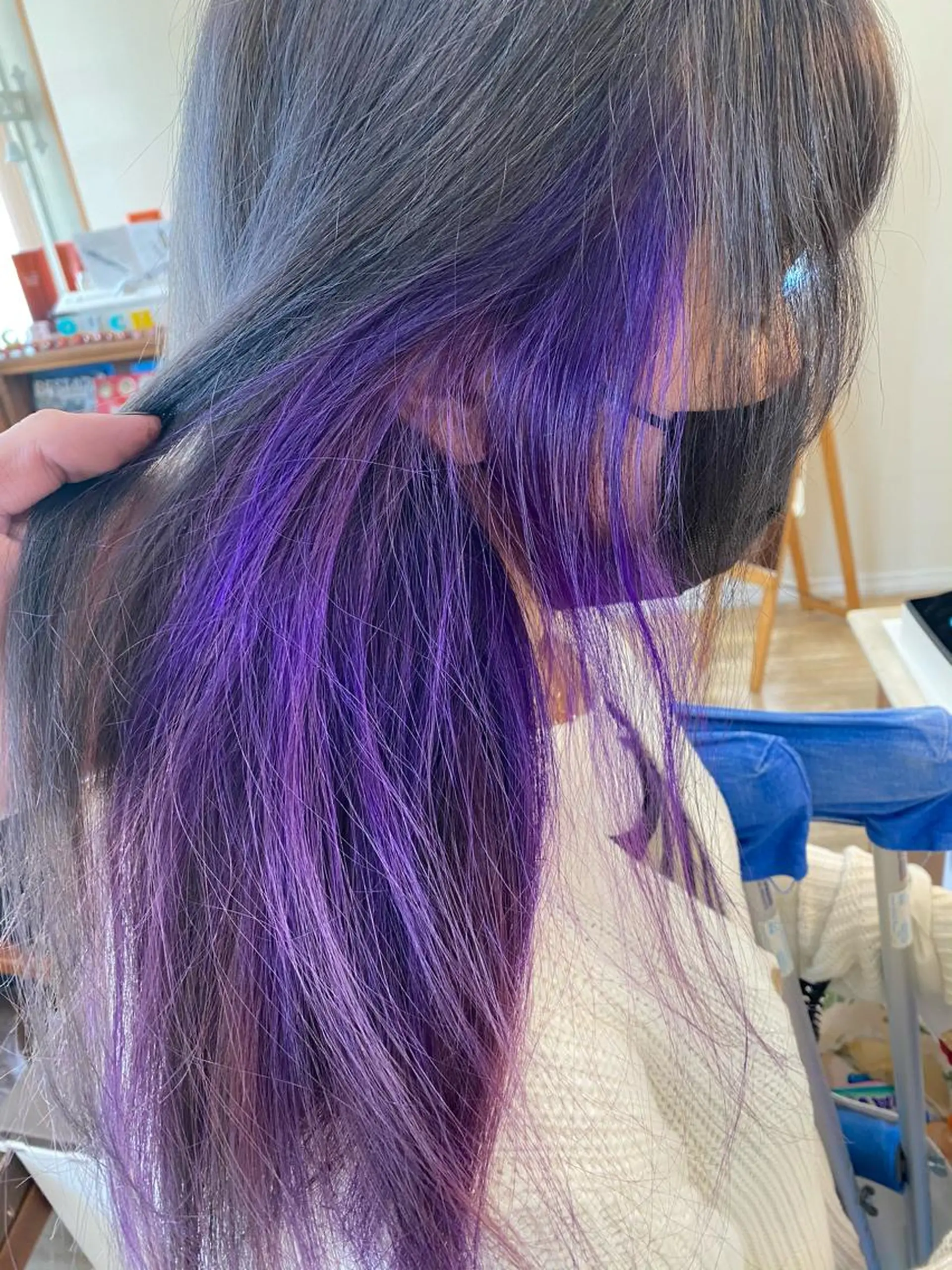 カラー SALOWIN栄 高須大貴のヘアスタイル