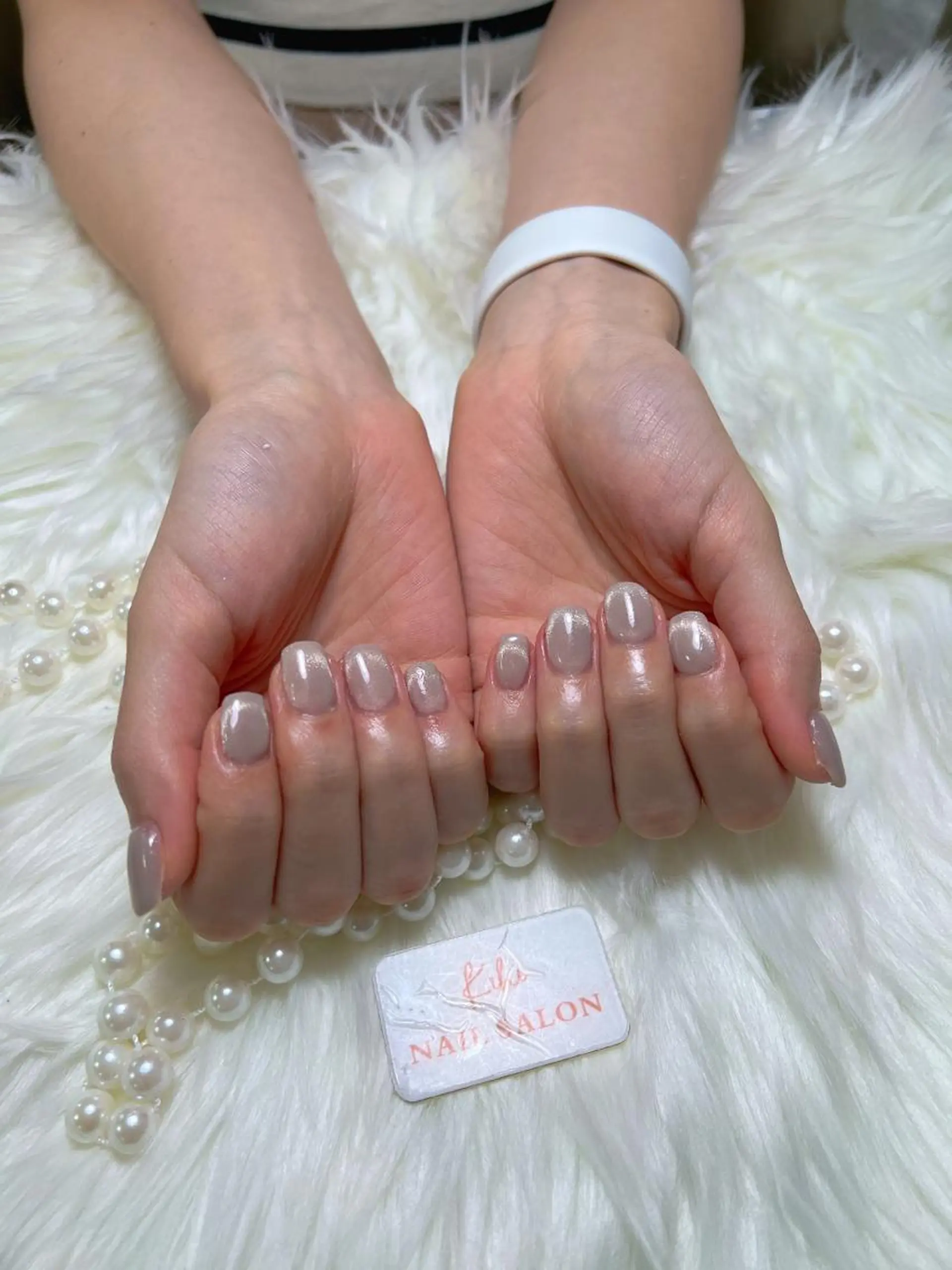 ネイル フレンチネイル マグネットネイル マグネットフレンチ 米澤 ハナユキのネイルデザイン