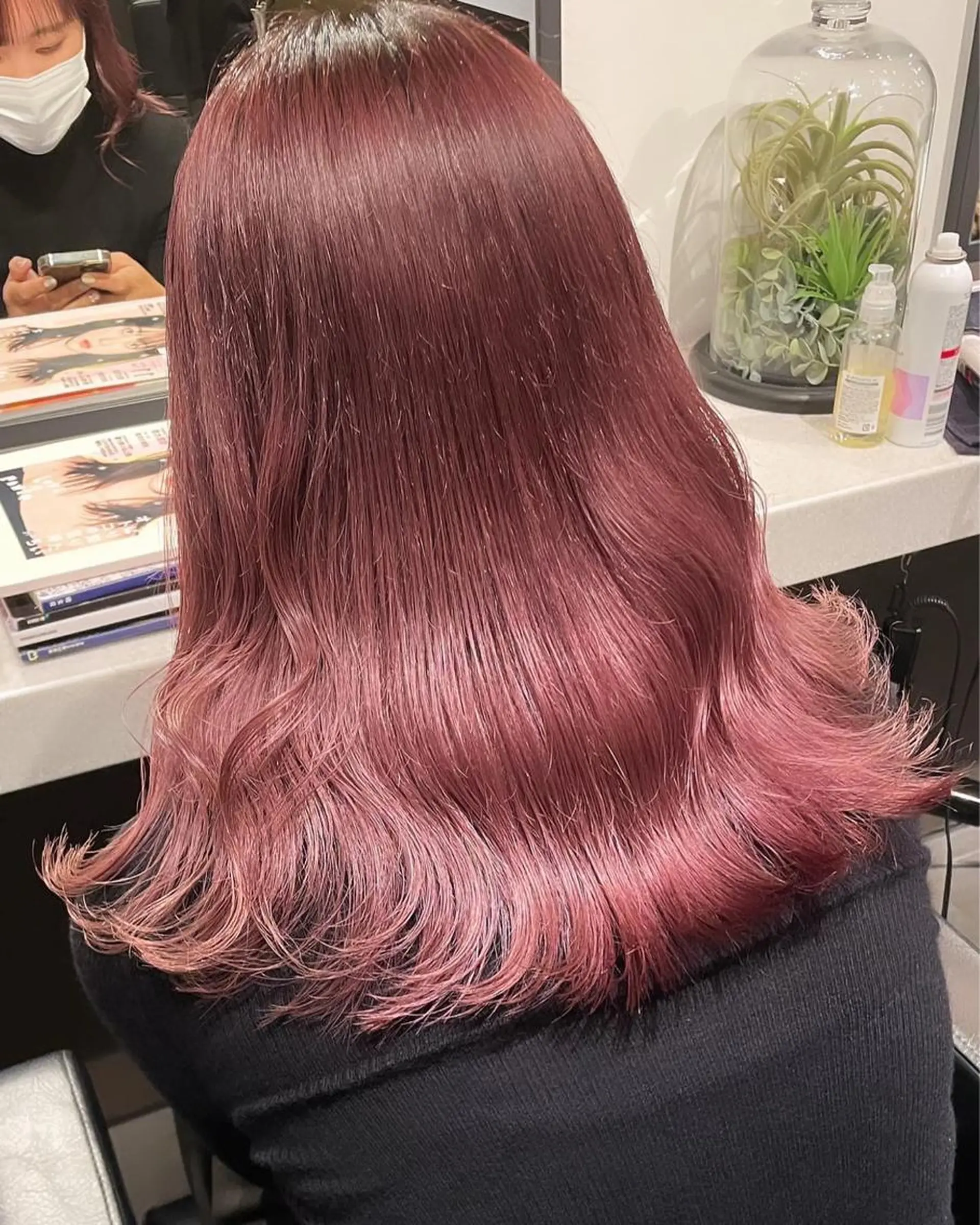 セミロング カラー 大人girly🛋️ 🤍yukakoのヘアスタイル