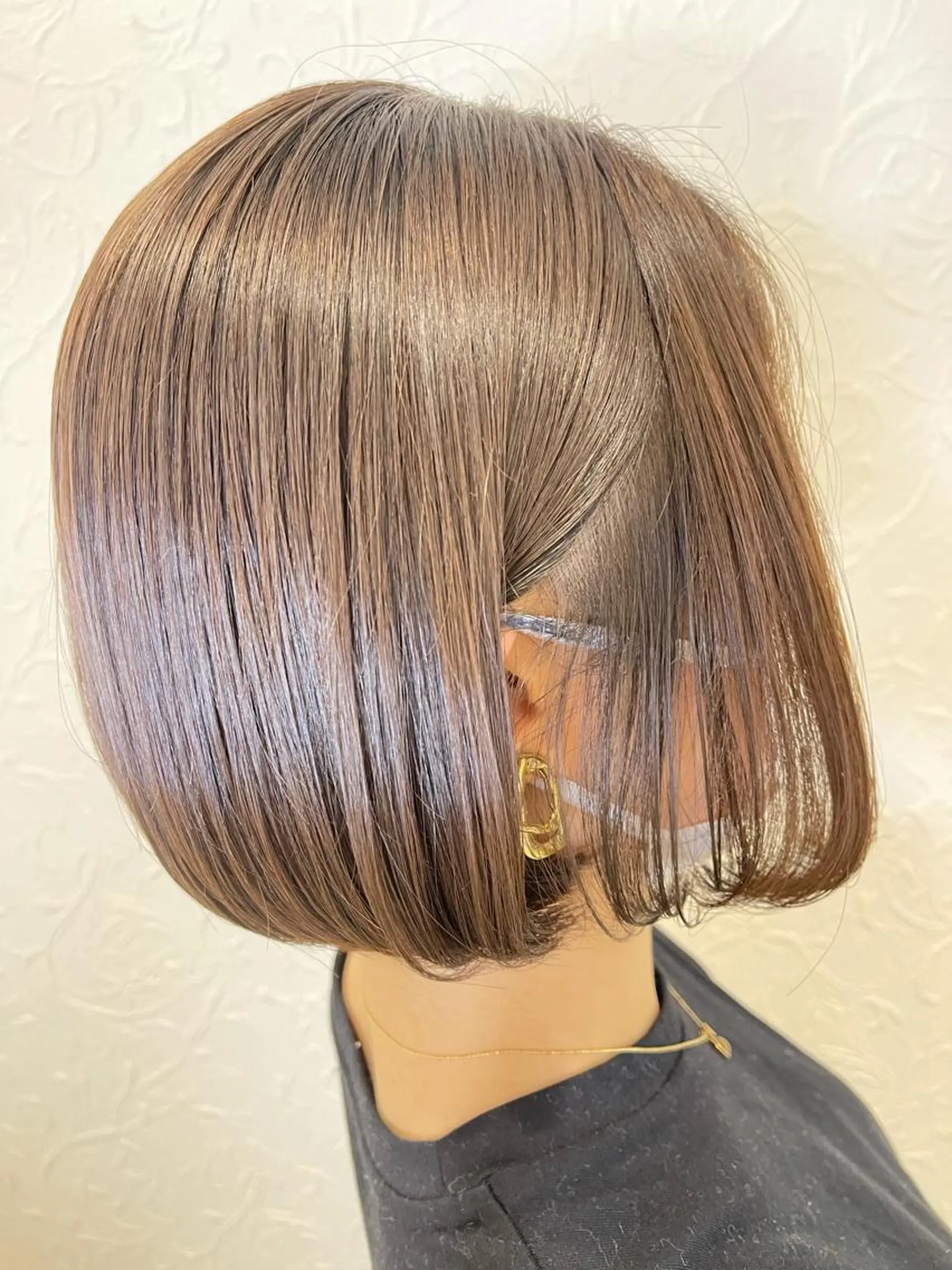 ショート カット ヘアカラー 縮毛矯正 トリートメント 六反 仁哉のヘアスタイル