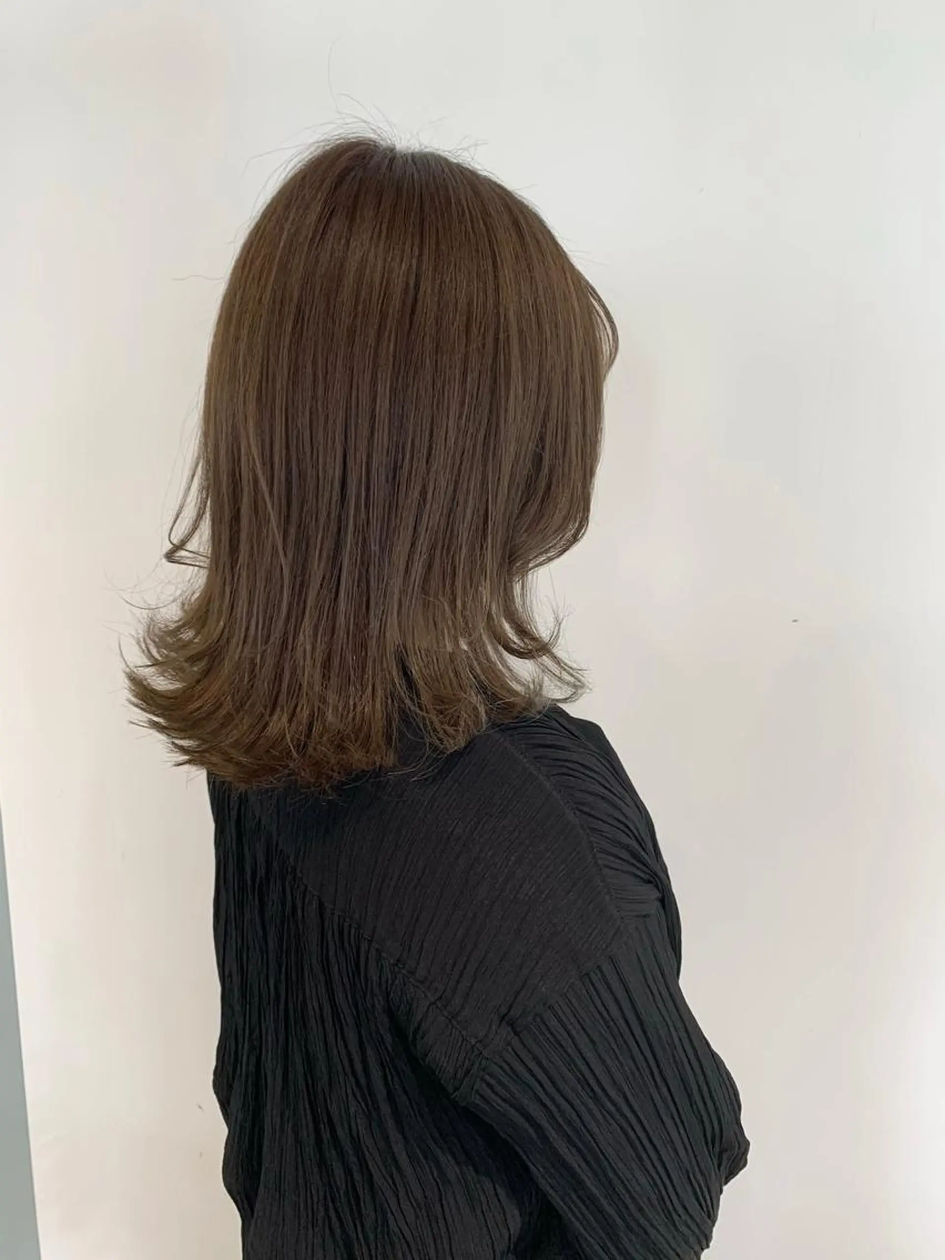 ミディアム カラー ヤマナカ エリカのヘアスタイル