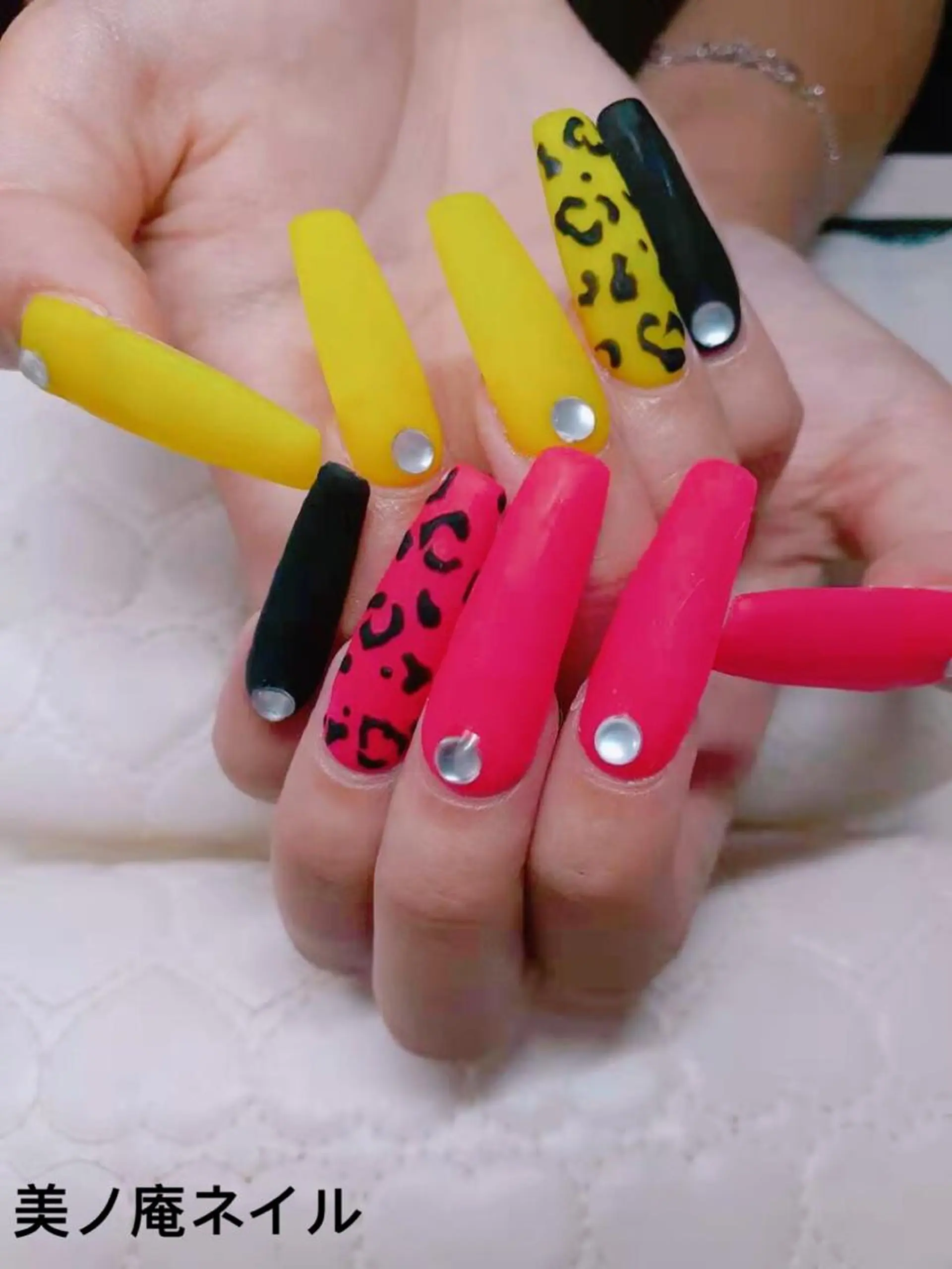 ネイル 美ノ庵ネイルサロン メトロポリタン前店のネイルデザイン