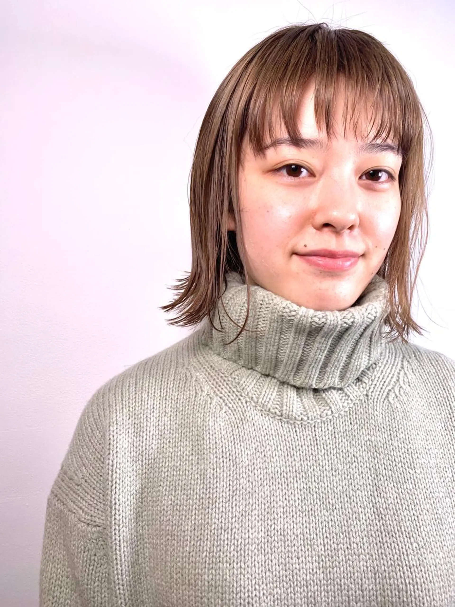 ミディアム カラー ヘアカラー トリートメント よしだ とおいのヘアスタイル