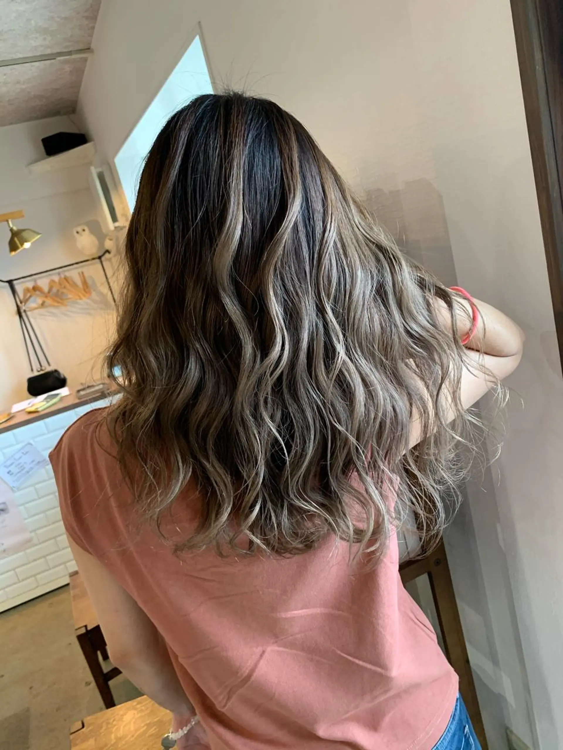 ミディアム yoshihara yuukiのヘアスタイル