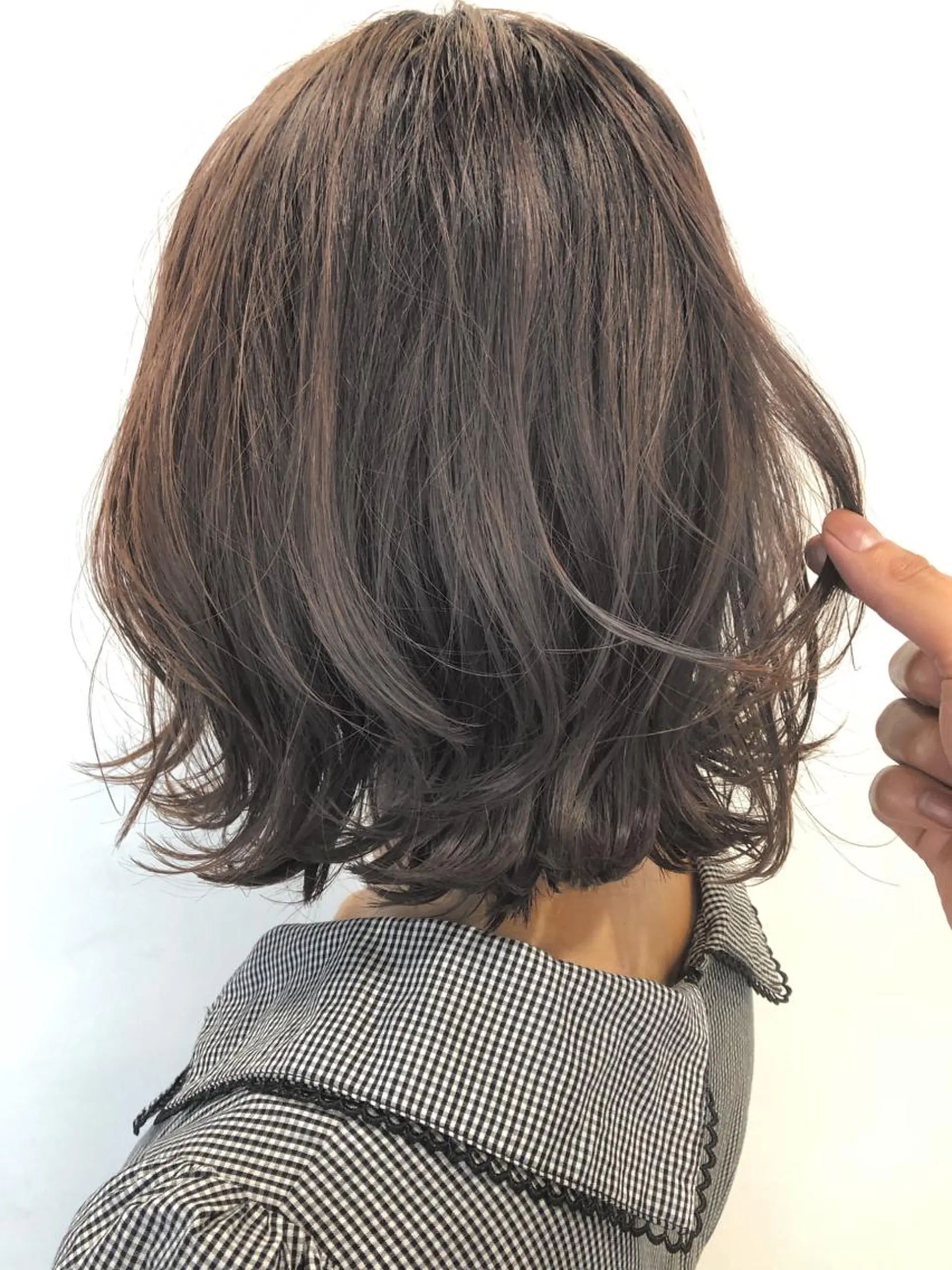 ミディアム 切りっぱなしボブ ボブ 徳本 駿太のヘアスタイル
