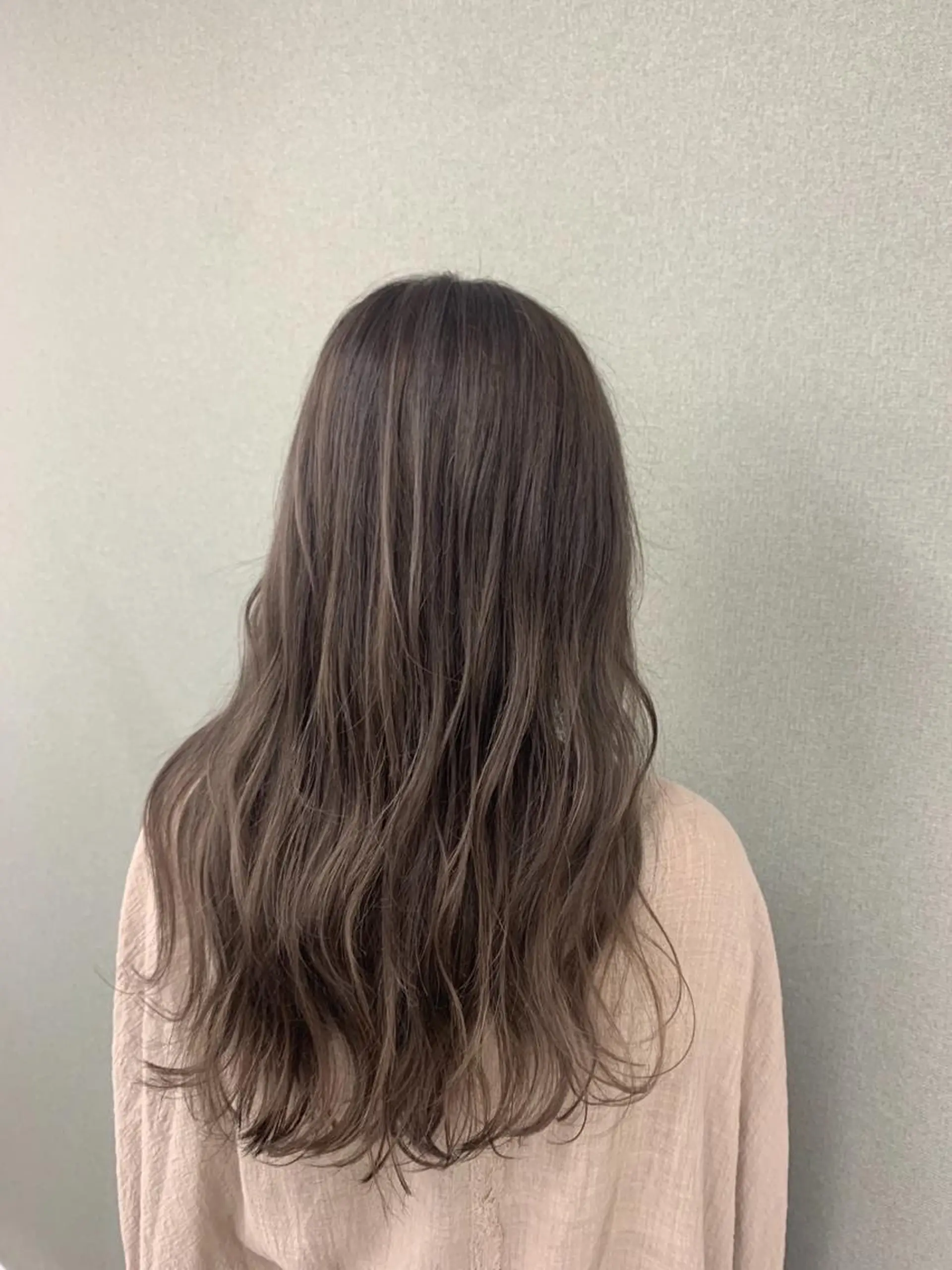 ロング カラー カット 🌈プルエクステ& ハイトーン🌈関飛鳥のヘアスタイル