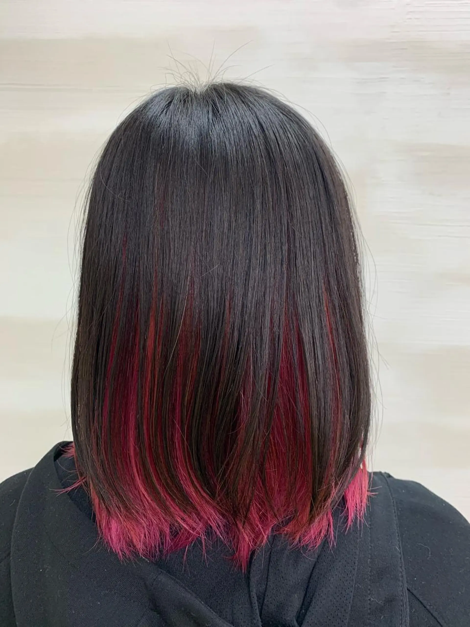 ミディアム カラー 遊佐 瑞紀のヘアスタイル