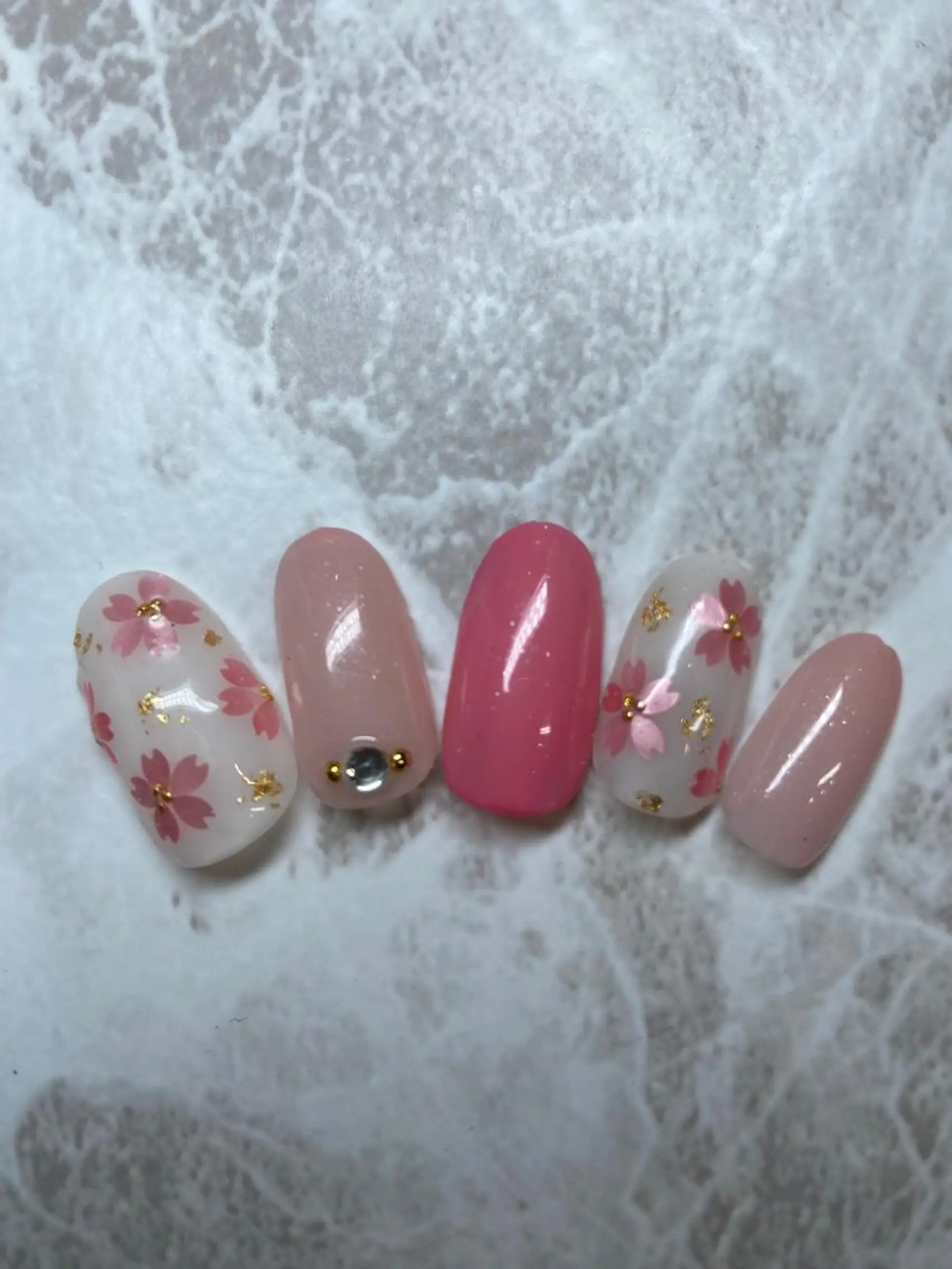 ミディアム ネイル 桜ネイル 春ネイル ハンドネイル ネイルサロン ステラのネイルデザイン