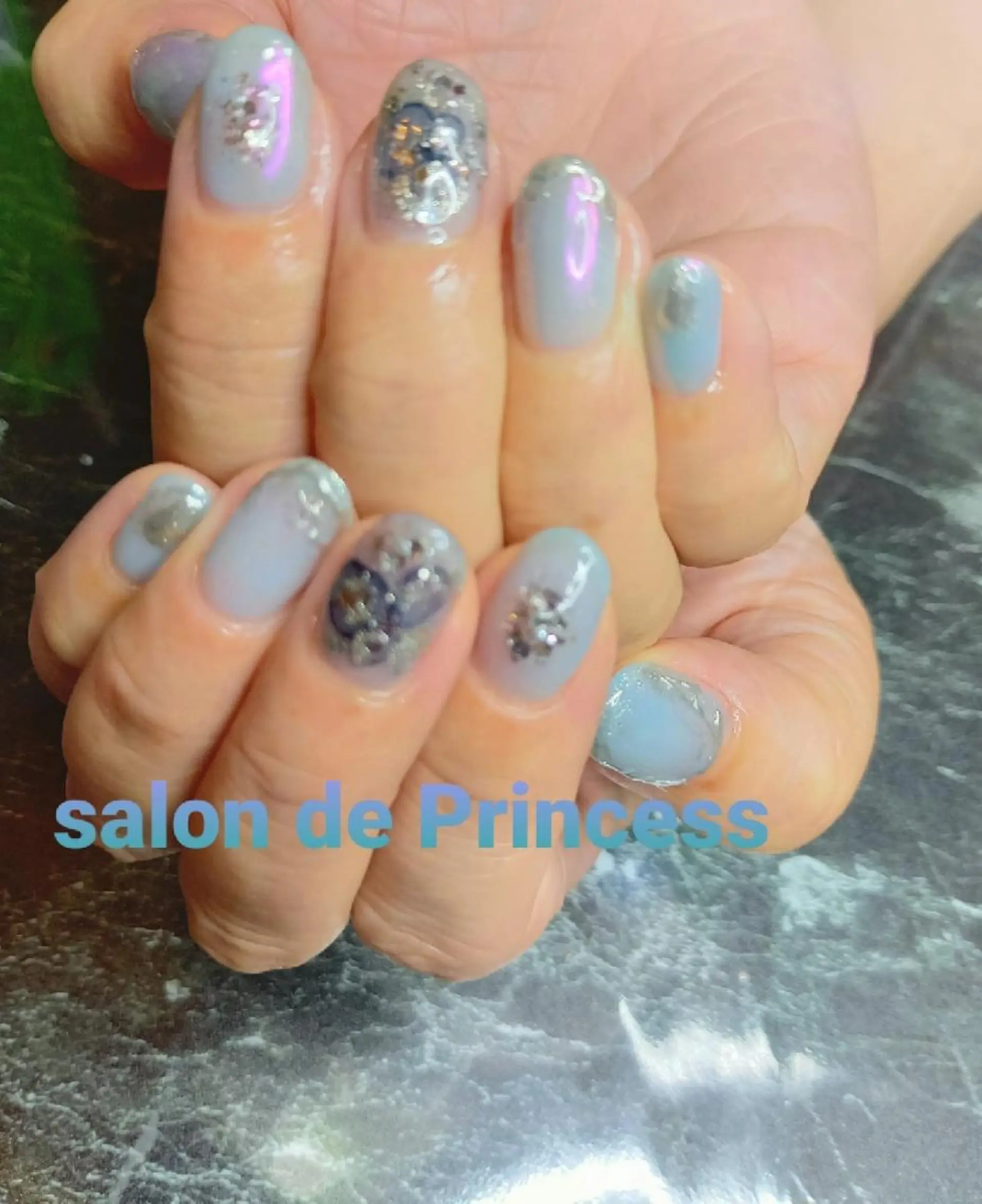 ネイル オーロラネイル ブルー salon de  Princessのネイルデザイン